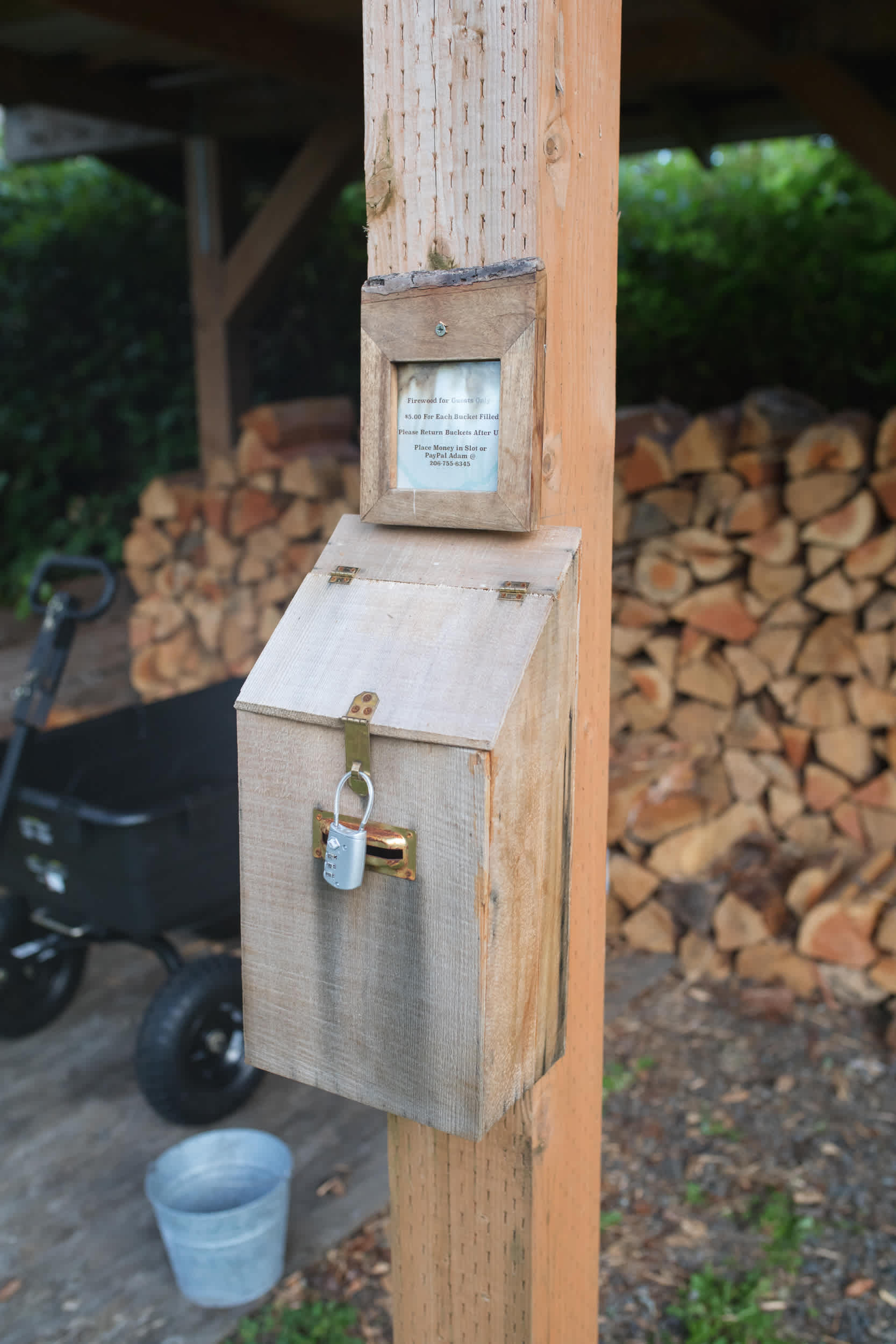 Cute deposit box for the firewood.