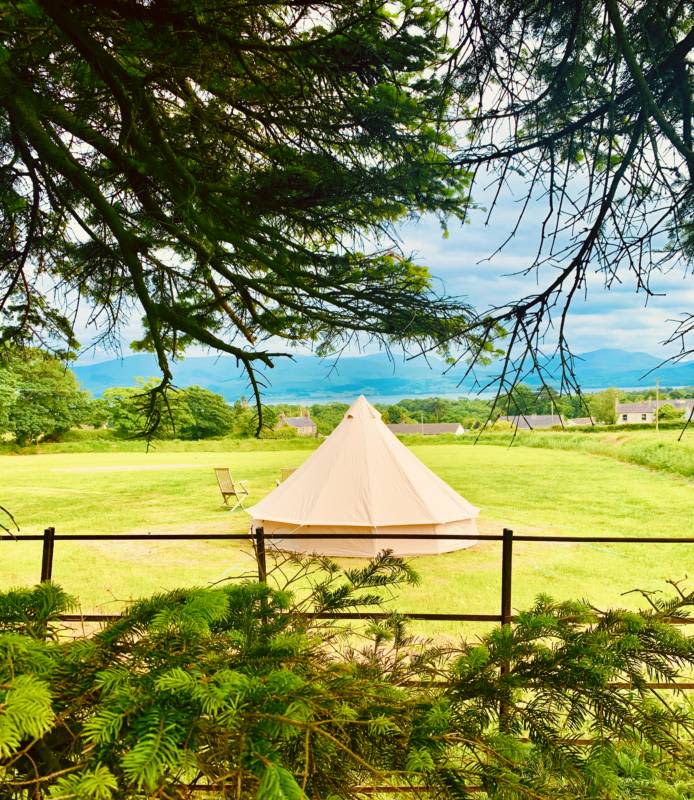 Plas yn Llangoed