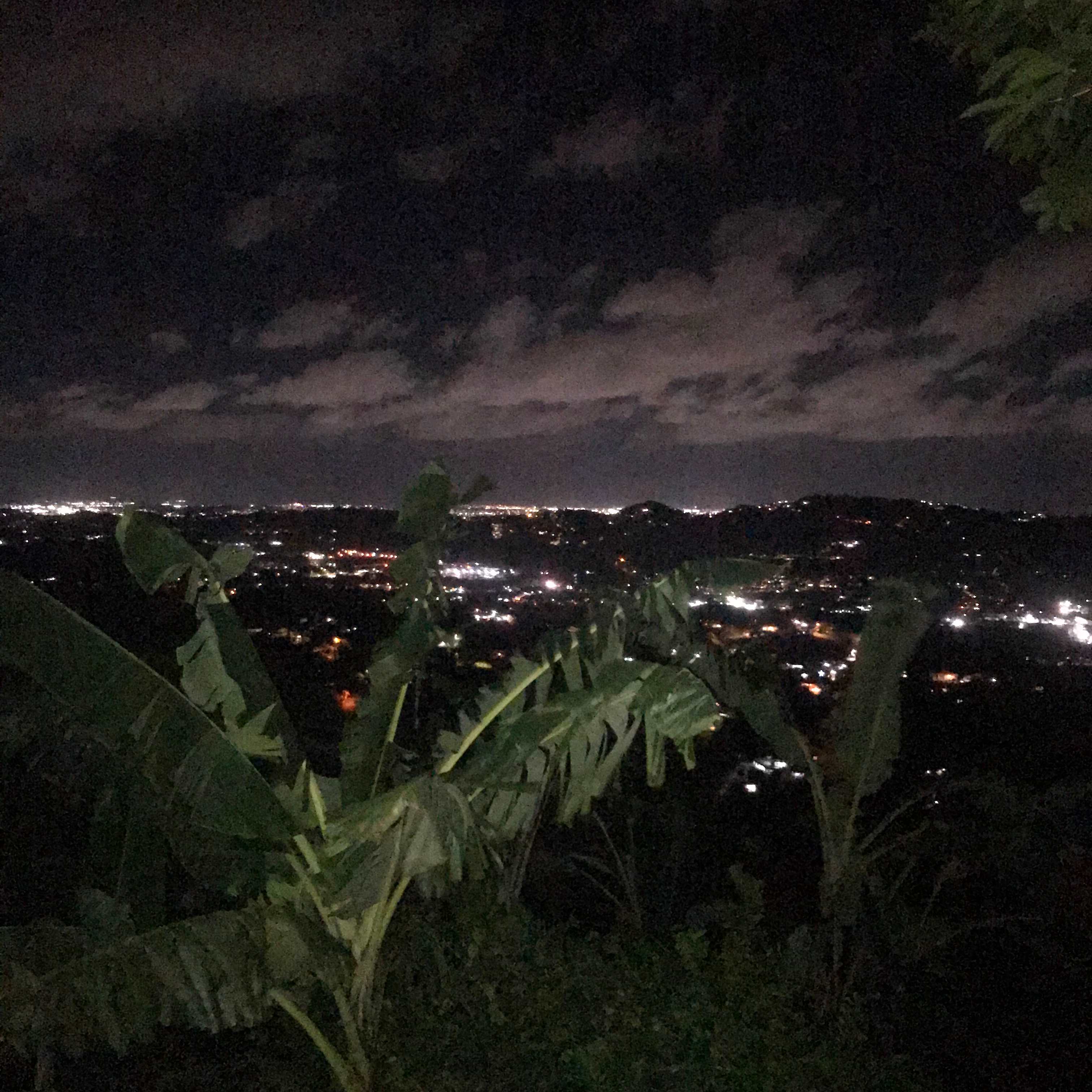 Vista nocturna desde el Rancho Grande