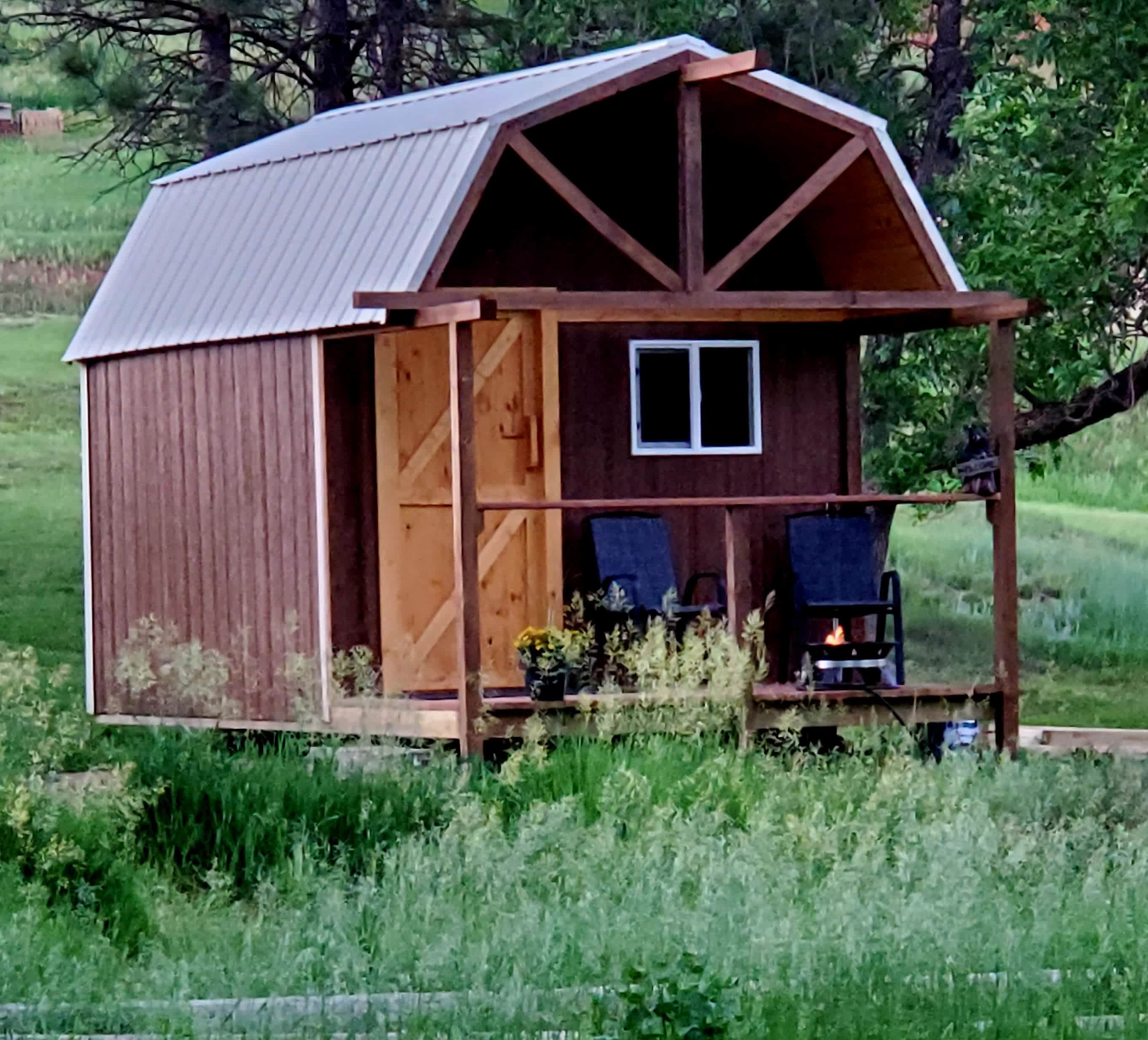 Bear Den Cabins & Camp