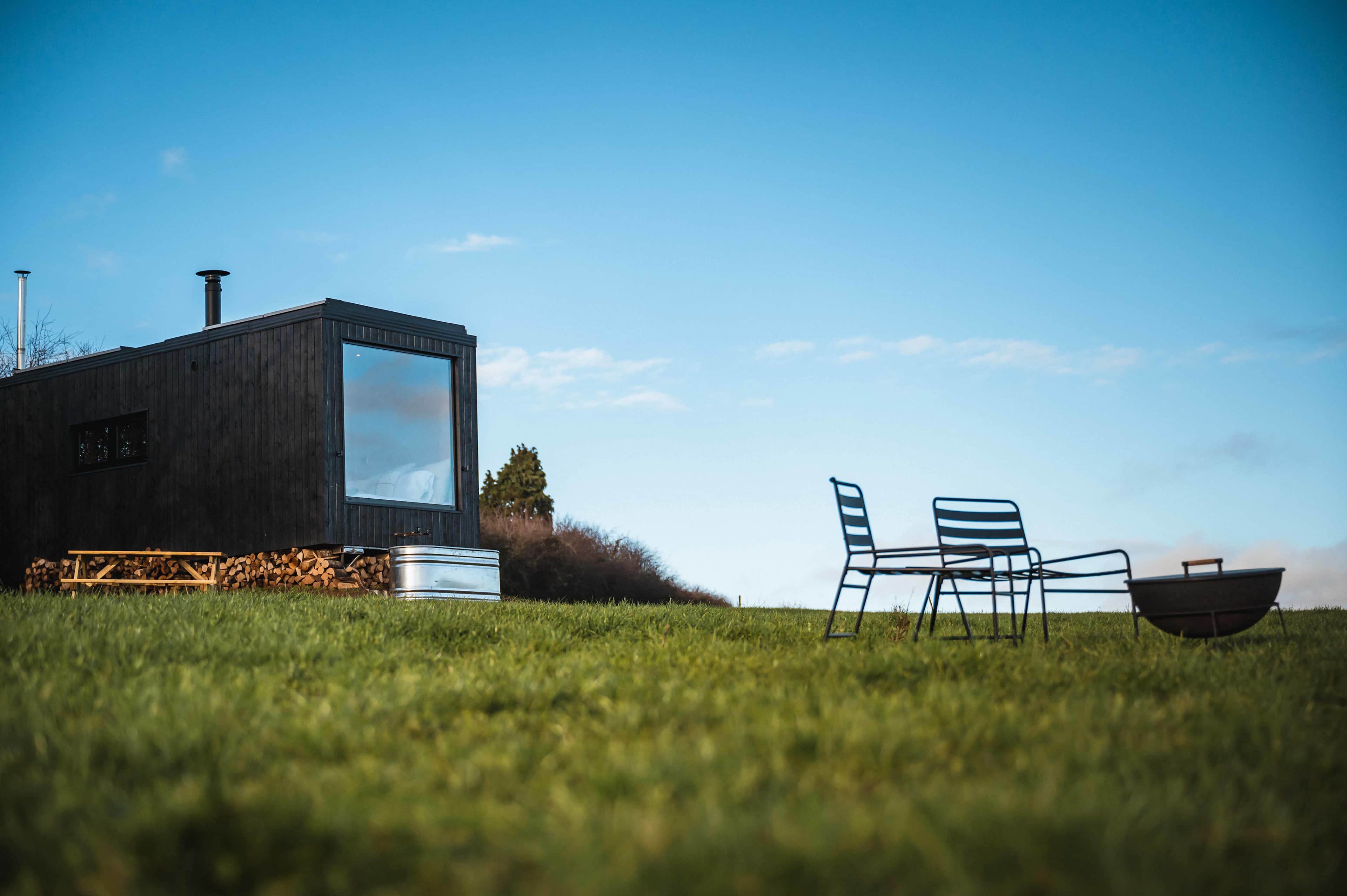 Cosy Log Cabin + Outdoor Bath