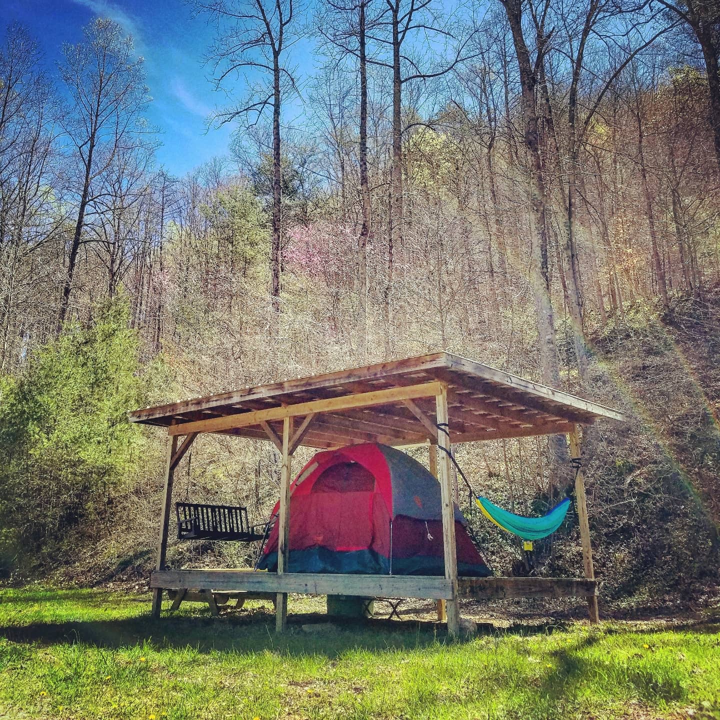 HomeGrown HideAways