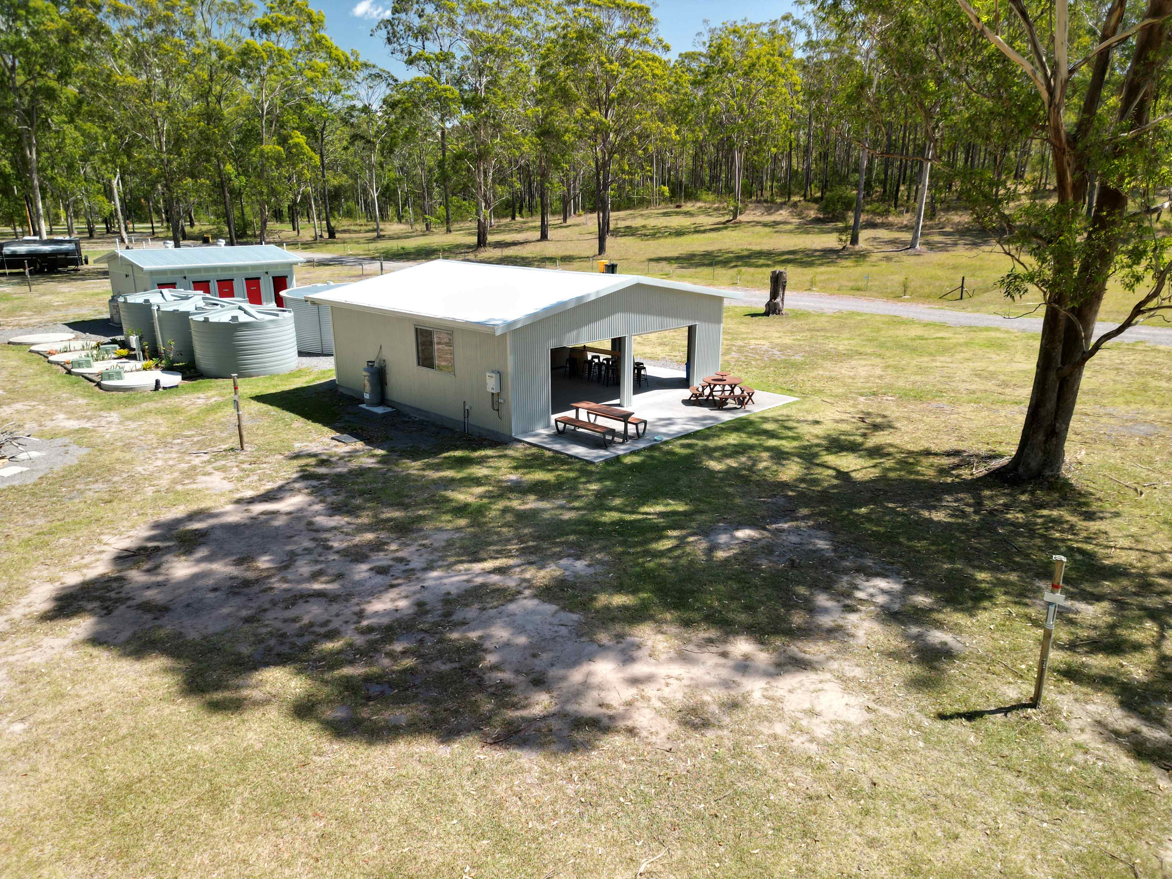 Bucketts Way Camp n Stay