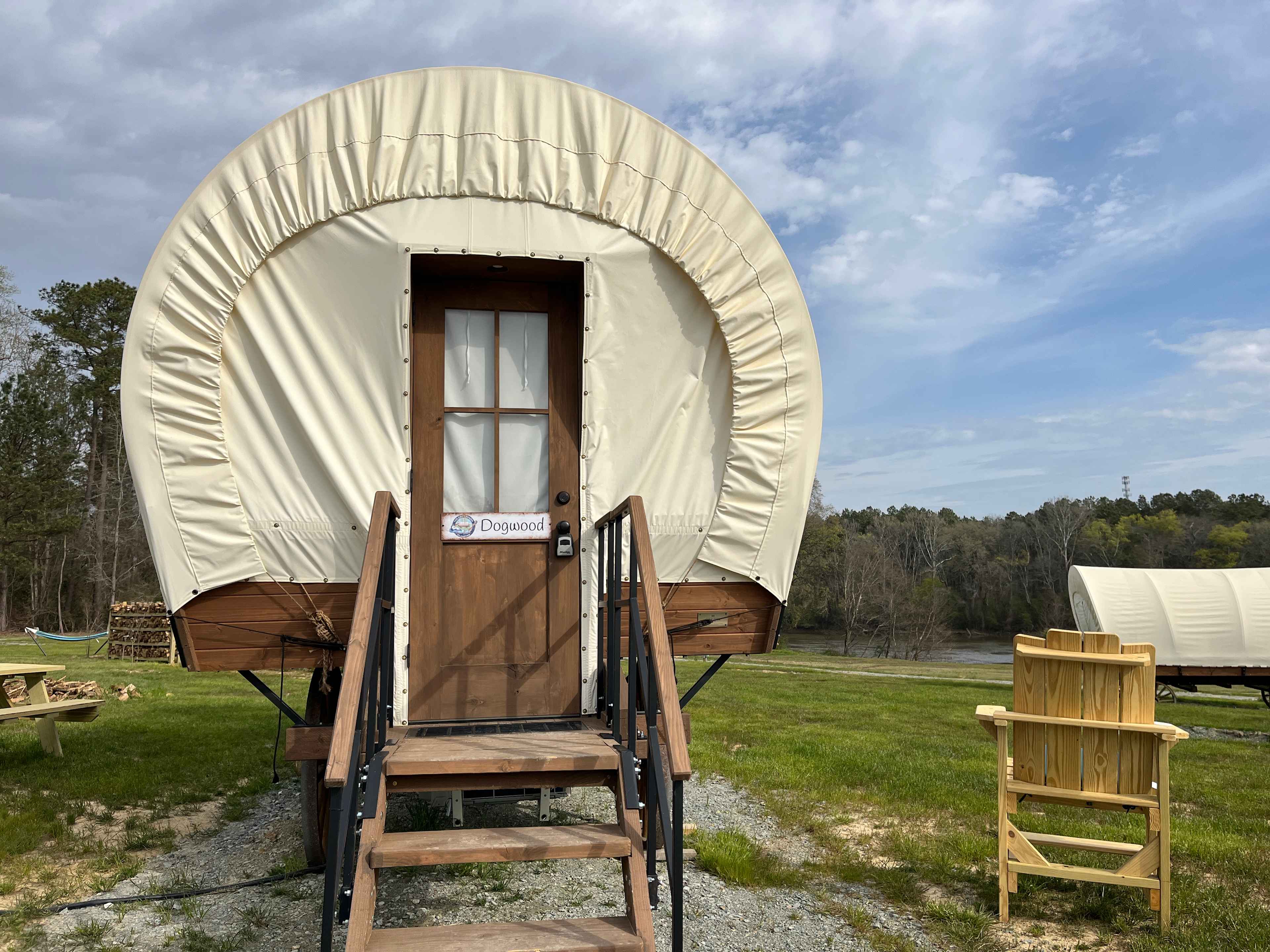 The Cozy Heron Glamping