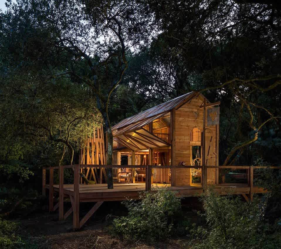 KUDHVA Architectural Hideouts