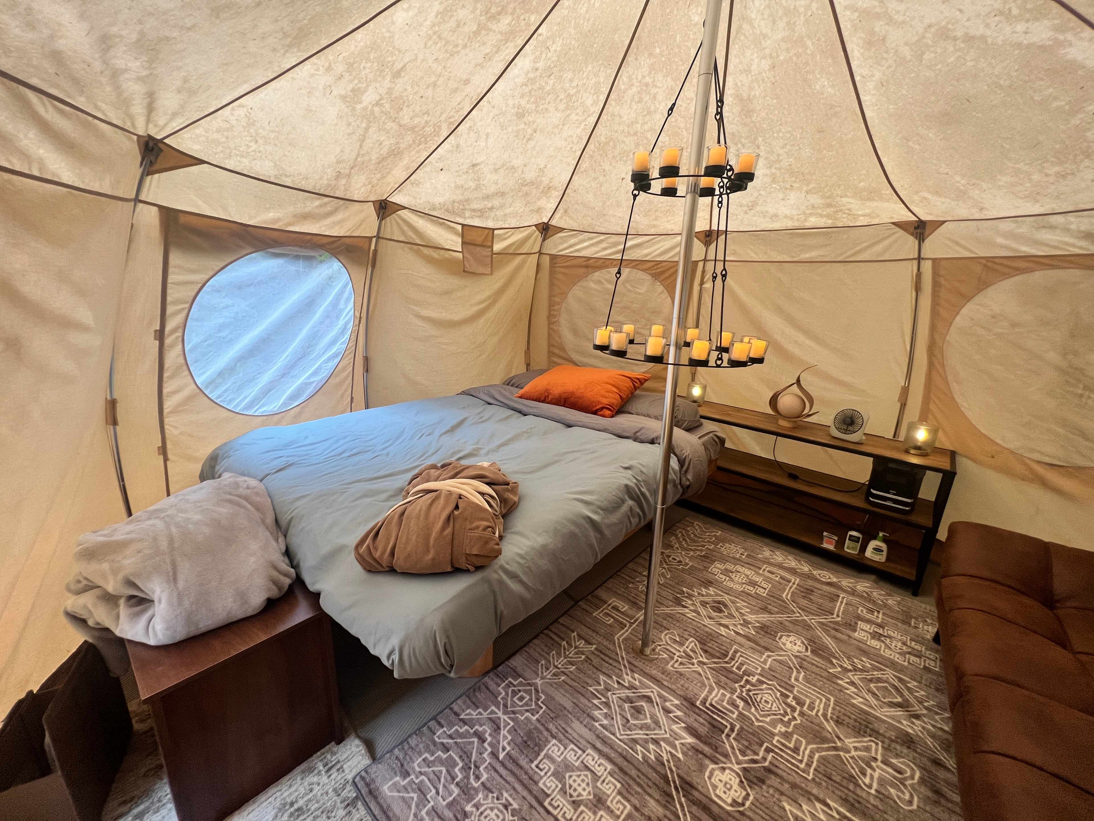 Starry Hot Tub/Cold Plunge Glamping