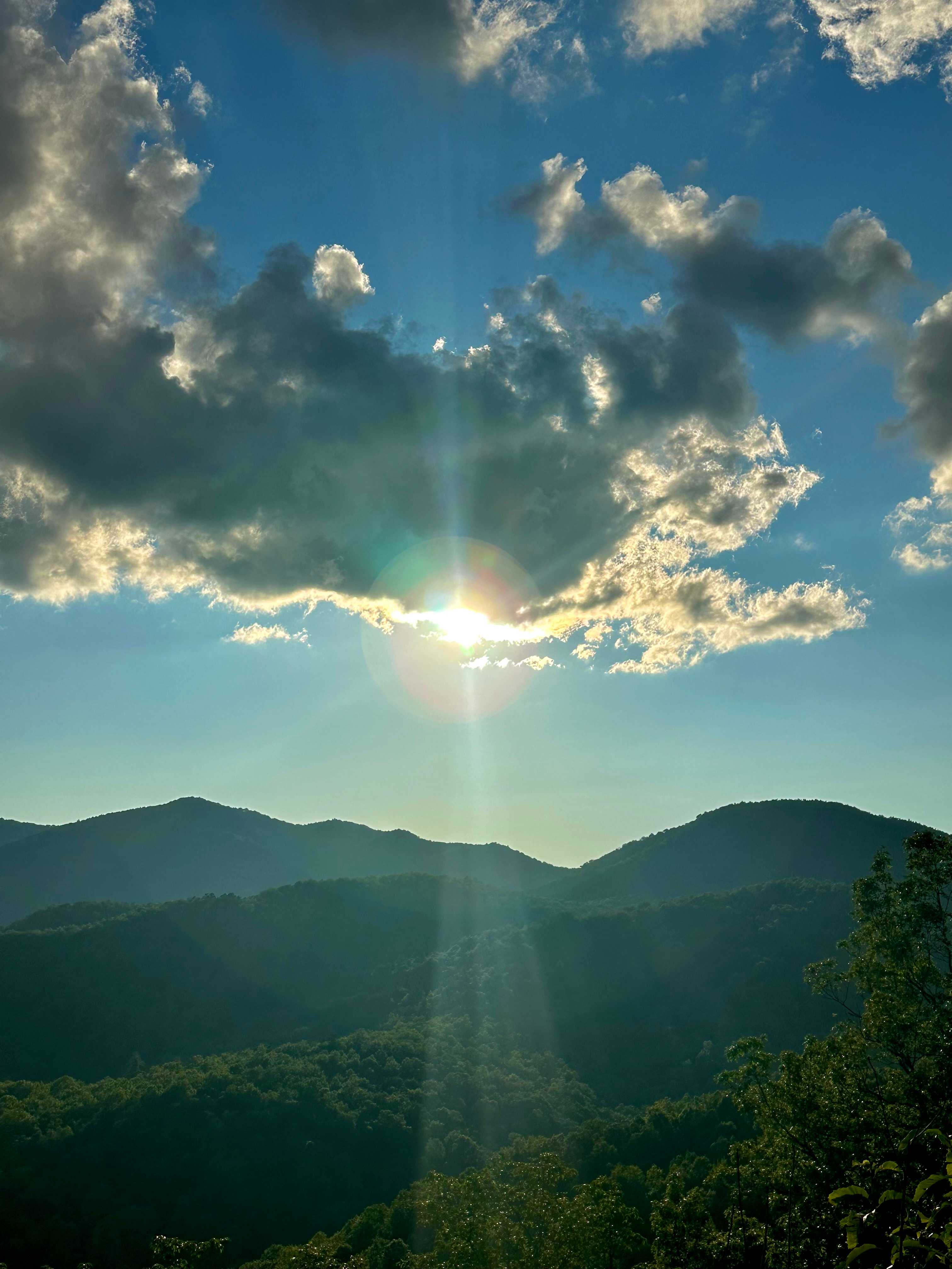Above the Fray Glamping, Black Mtn.