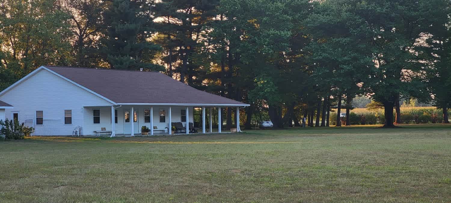 Whispering Pines Events & Lodging