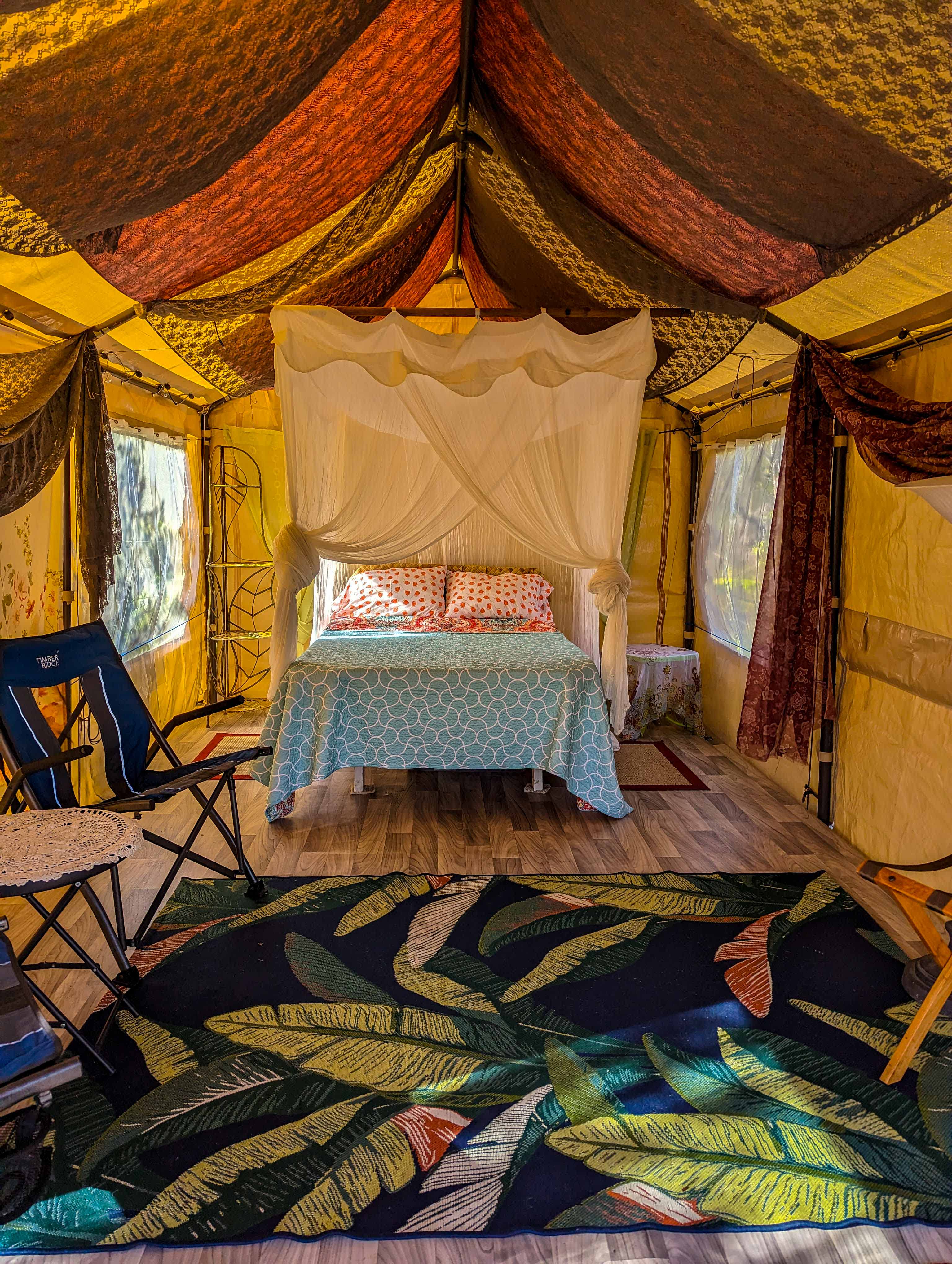 This is the tent room we are offering.