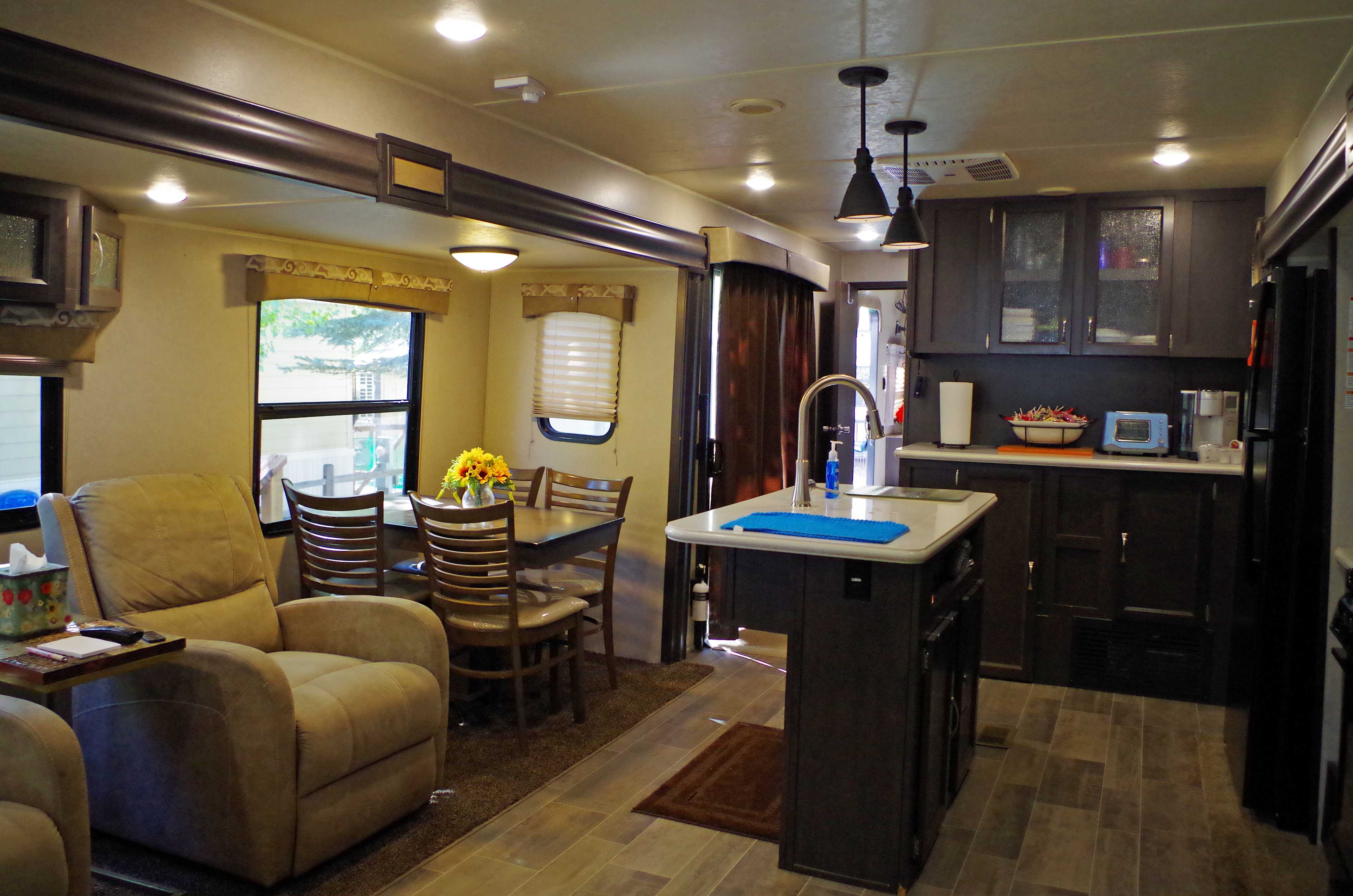 300 feet off Payette river Puma RV