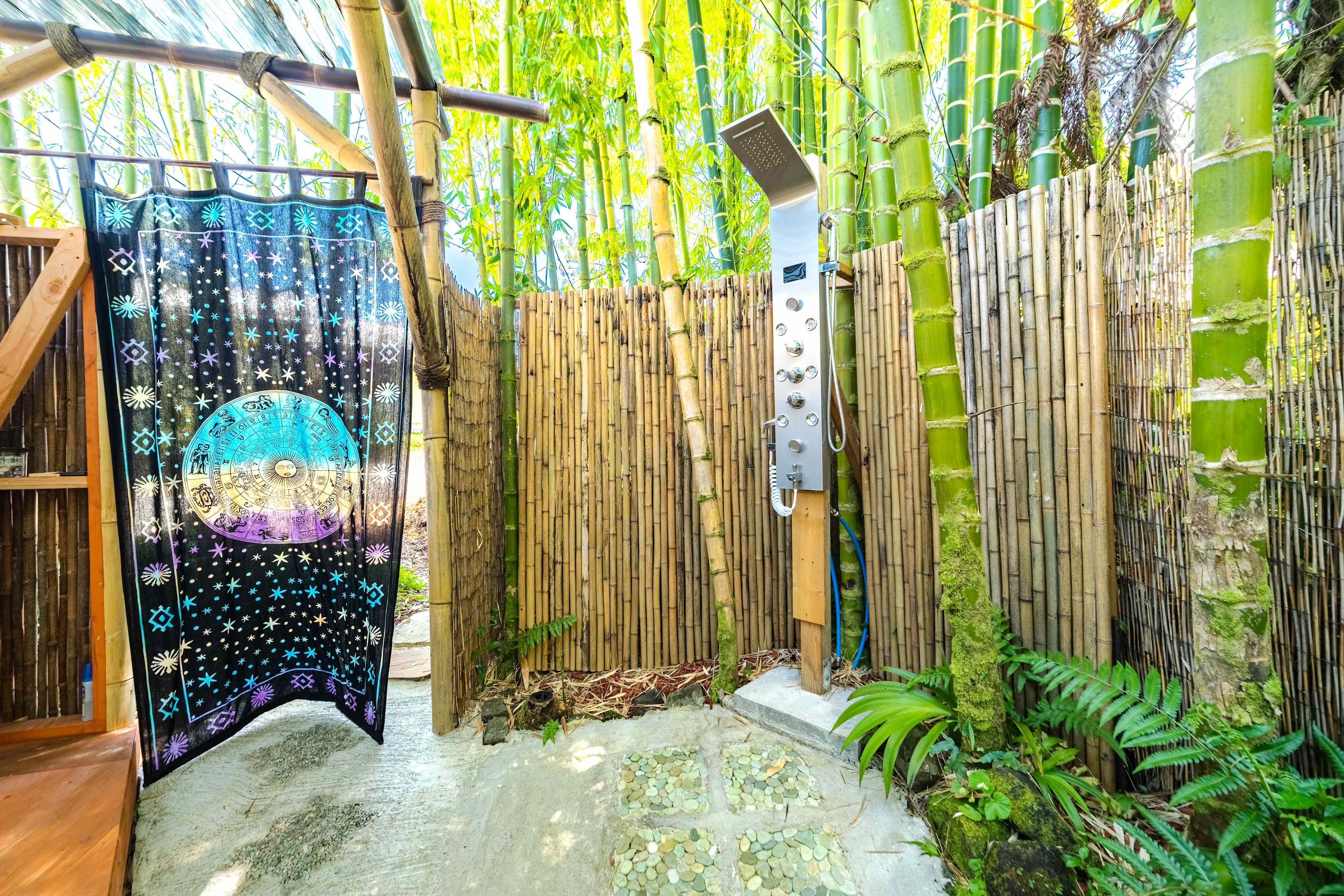 House of Light Glamping & Bathhouse
