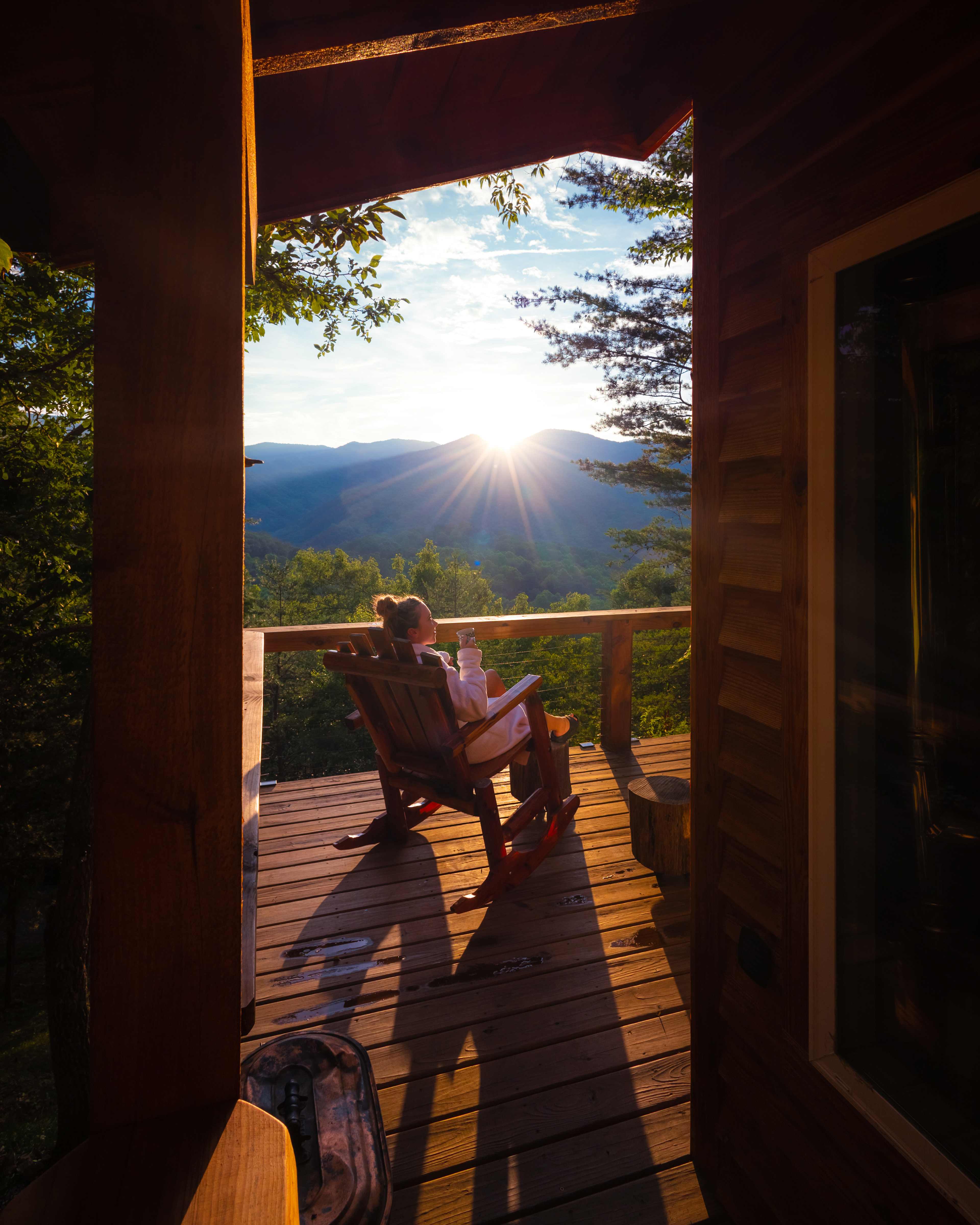 Flowertown Charm Off Grid Treehouse