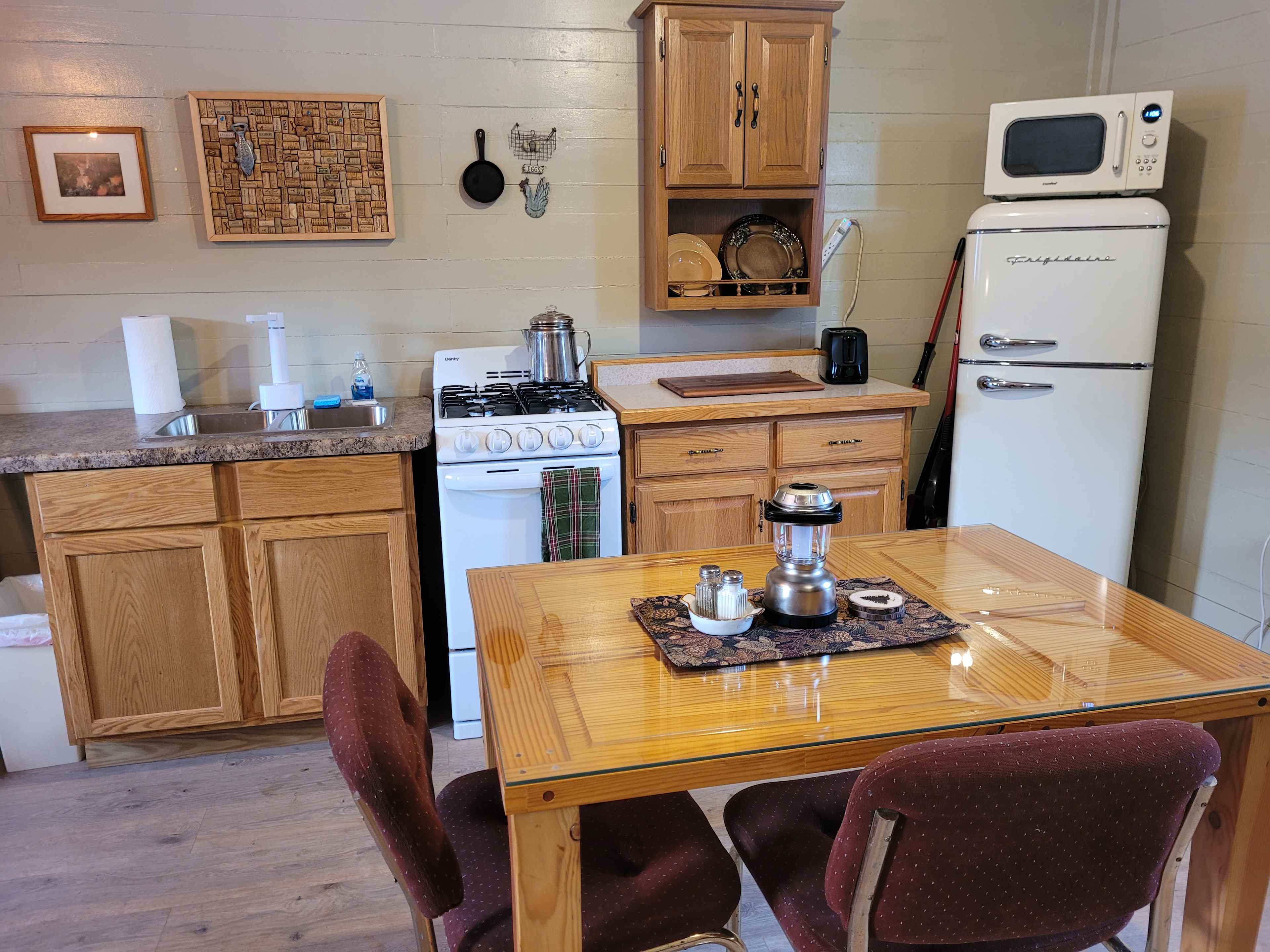 Kitchen/Dining