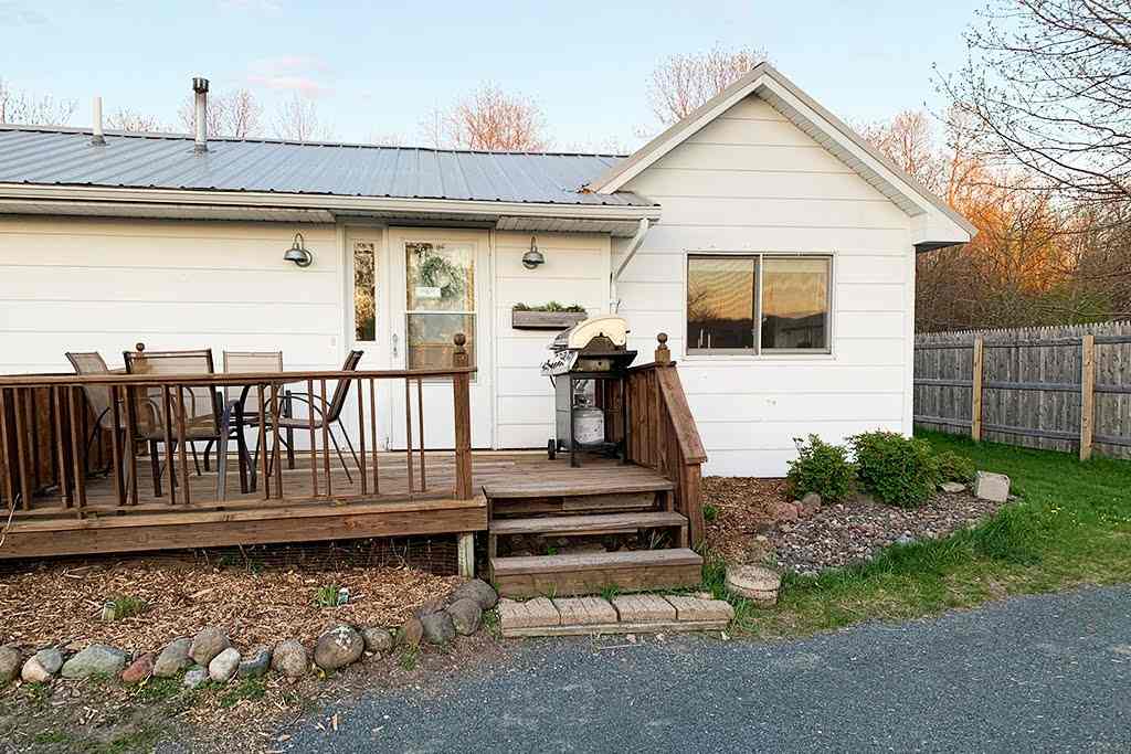 Birdi&June Farm Cottage