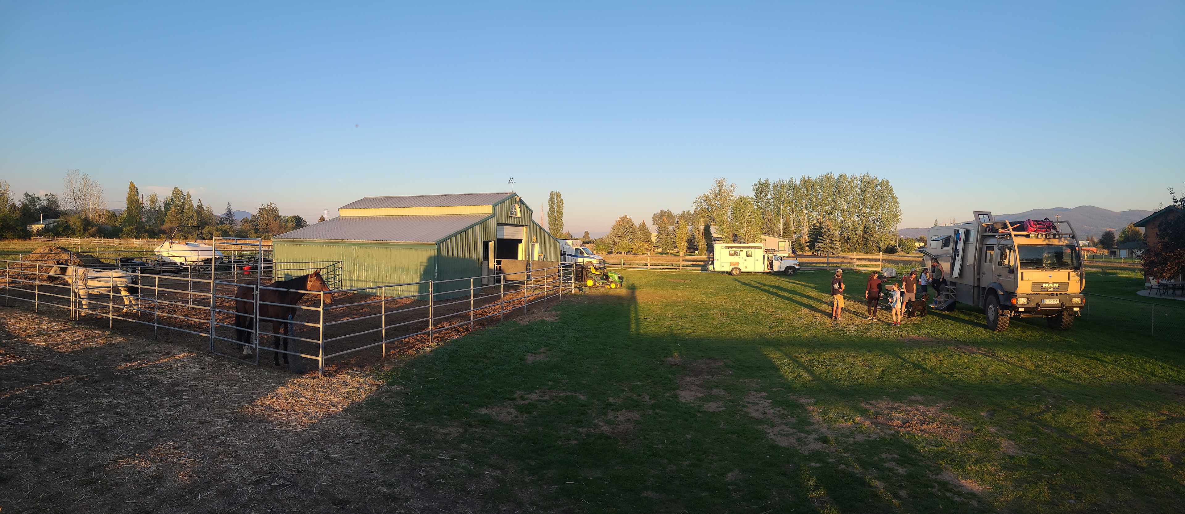 B-T-B Horse Boarding &  Hotel