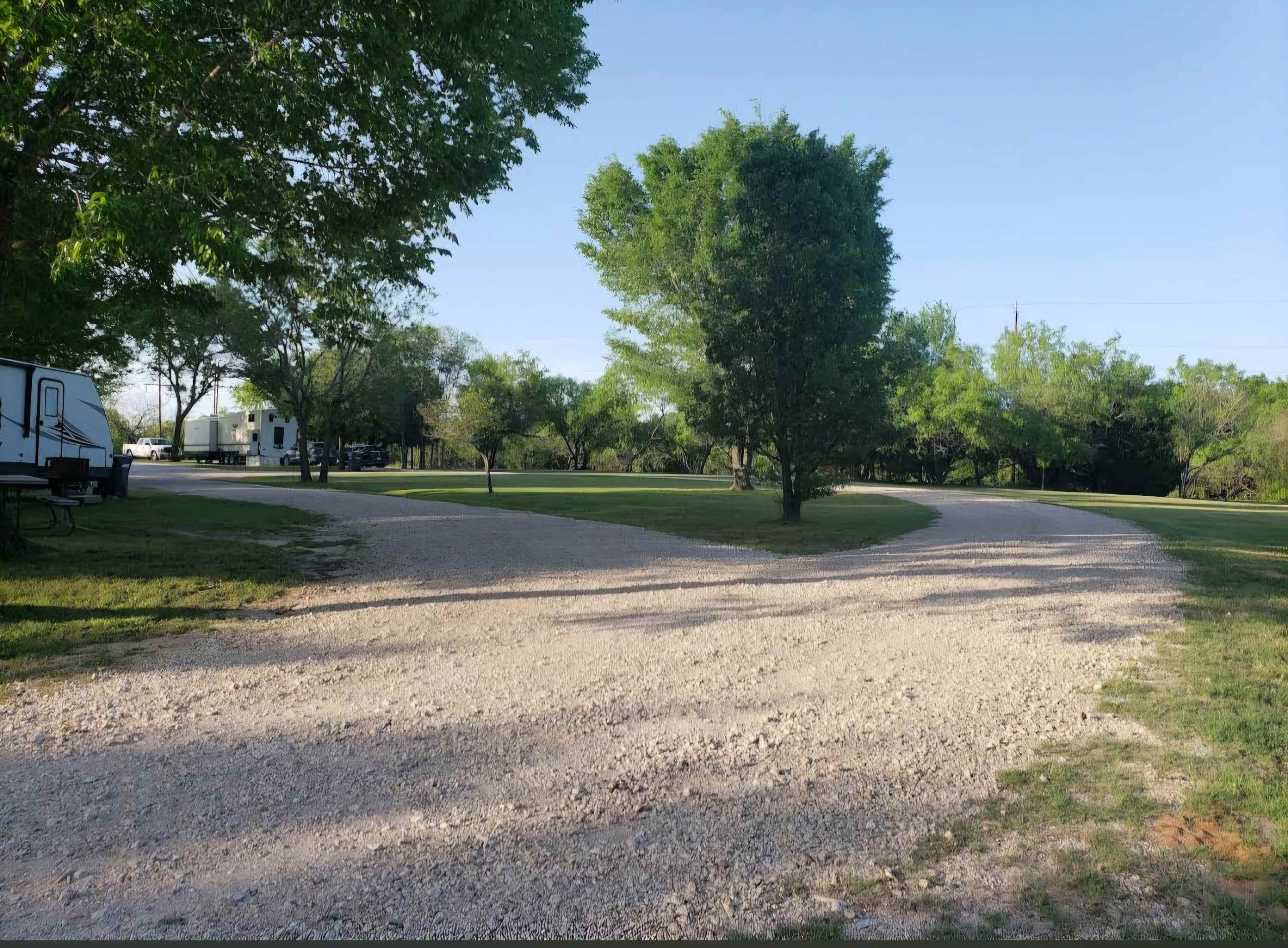 Lake Creek Campground