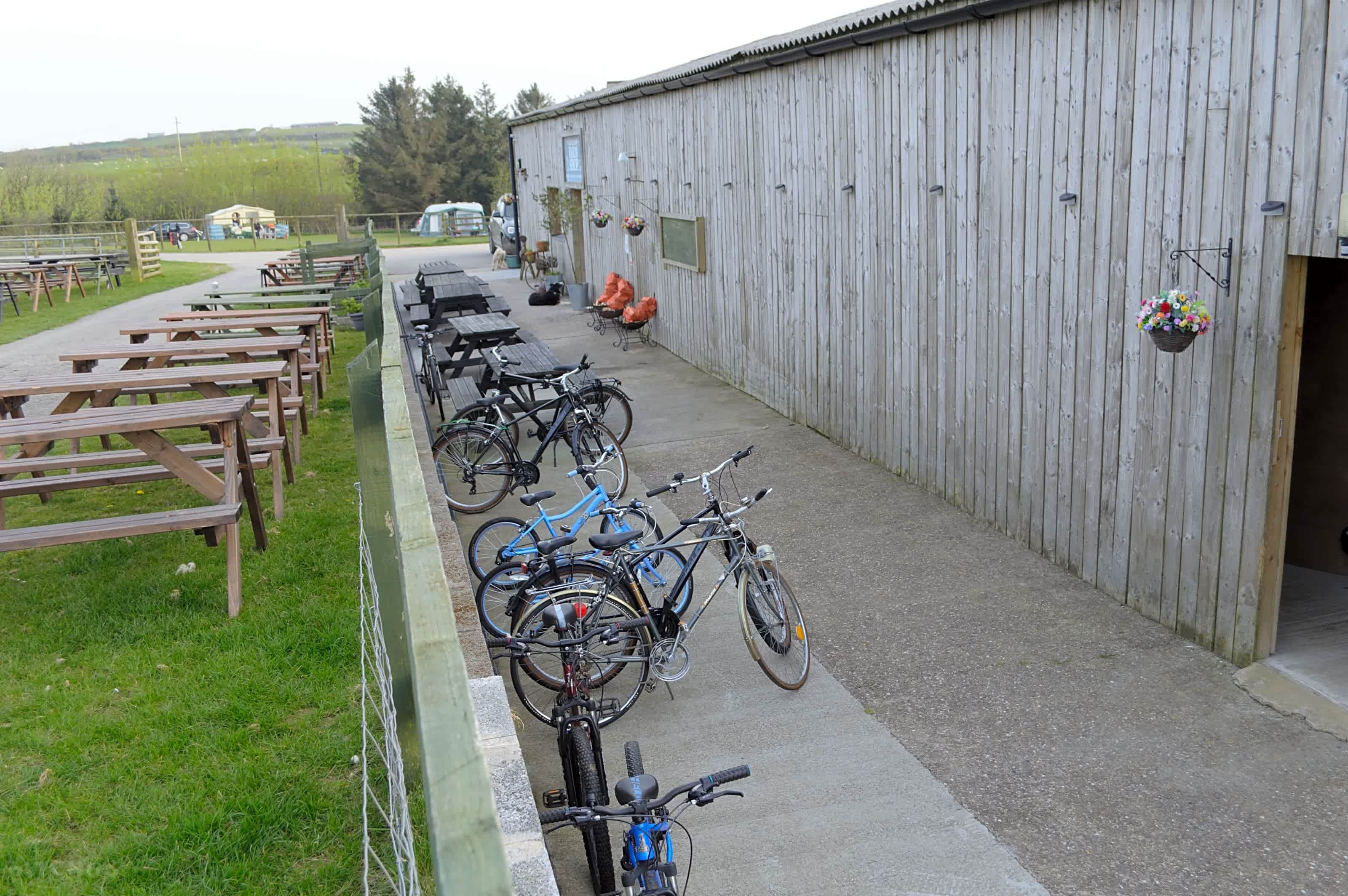 LEE MEADOW FARM CAMPING