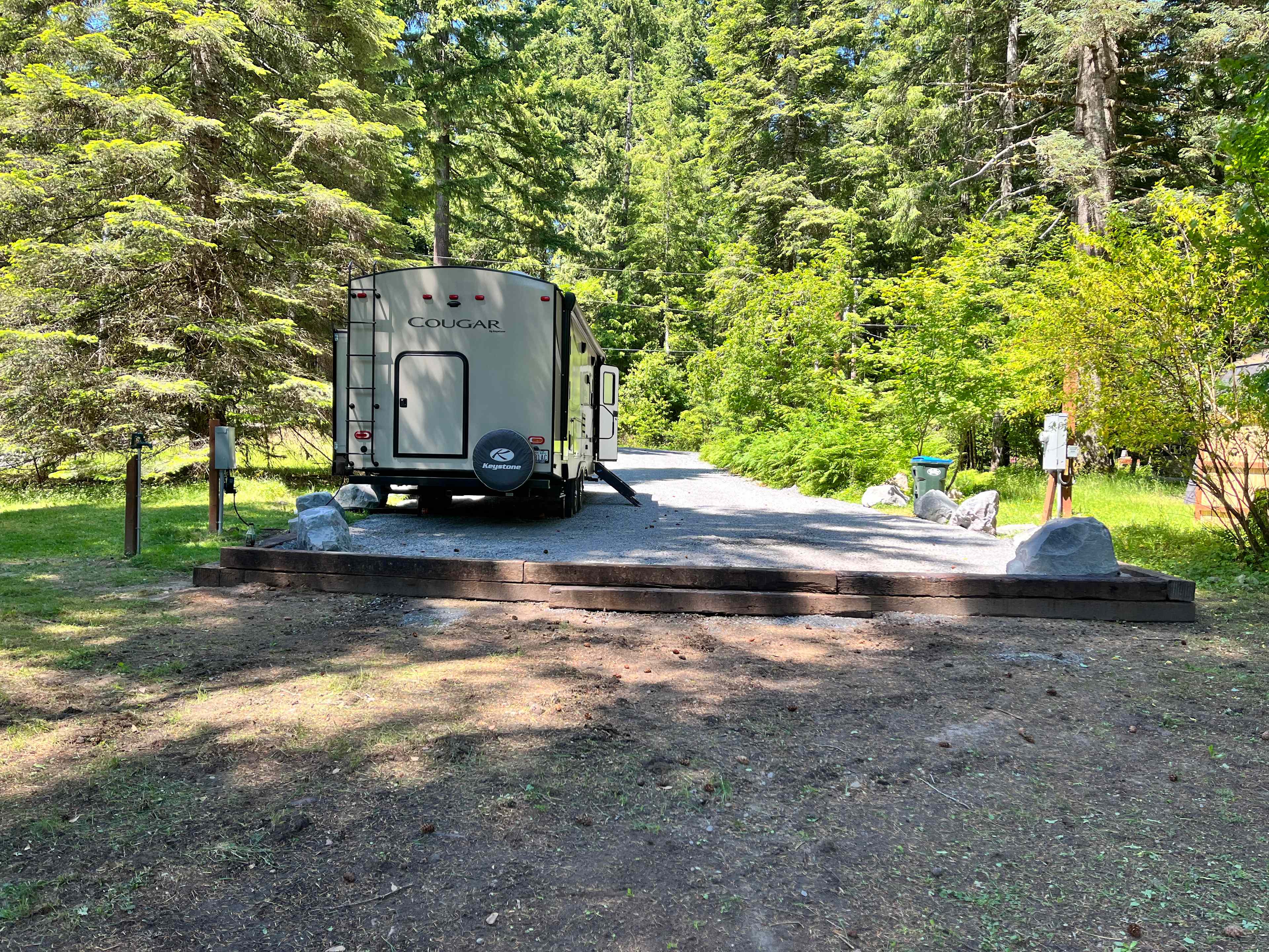 Paradise On The Pond RV