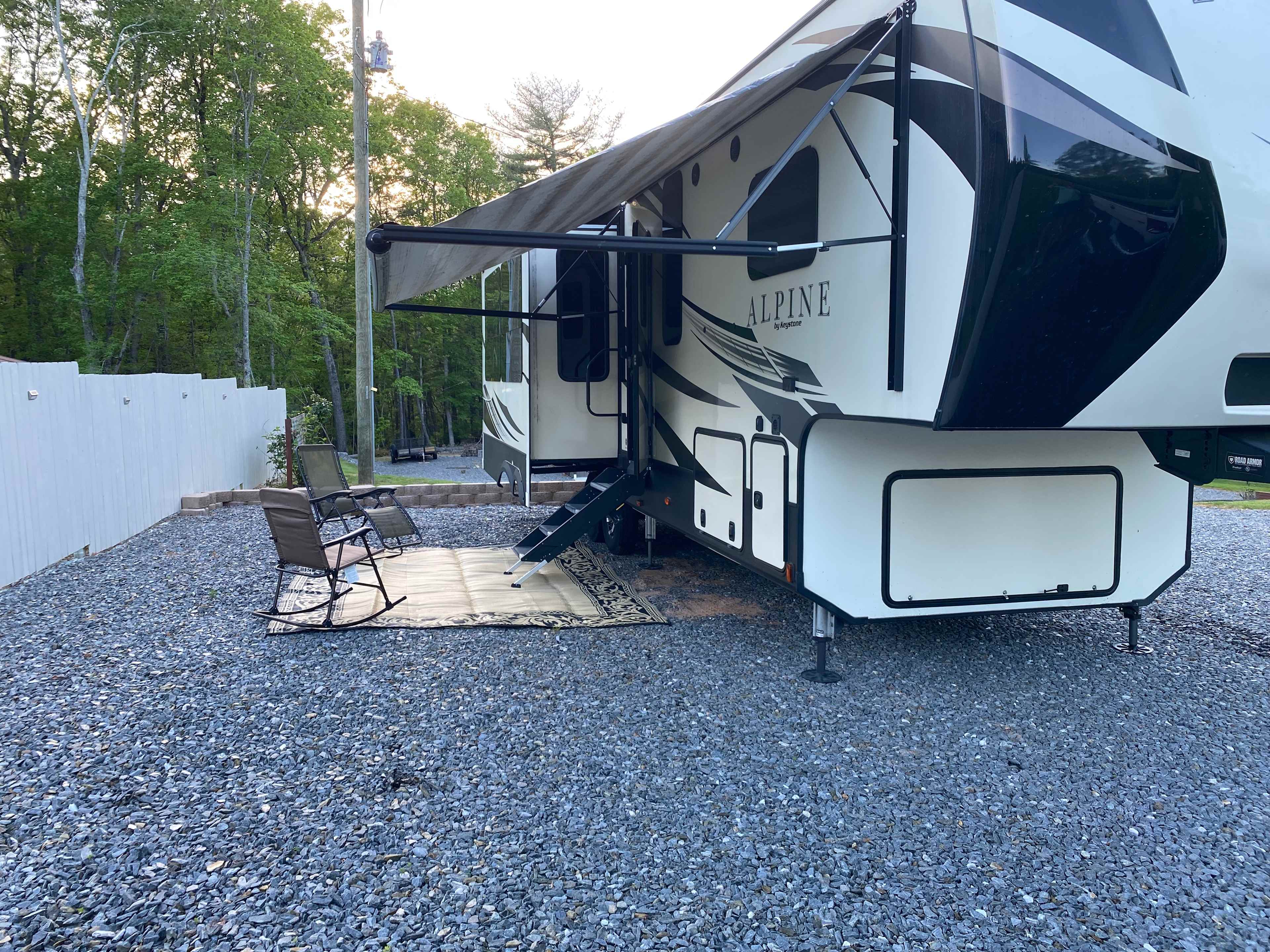 Aunt Bea's Cozy Camp