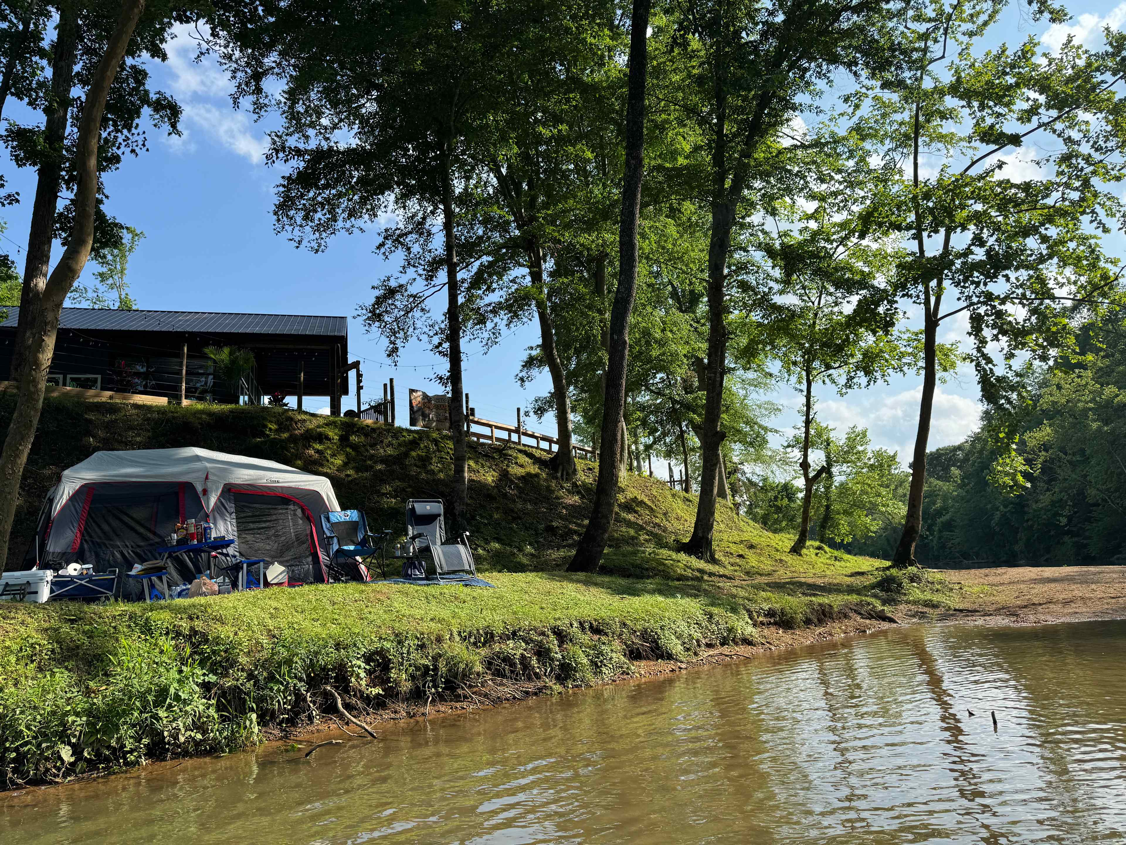 Seven Pines River Resort