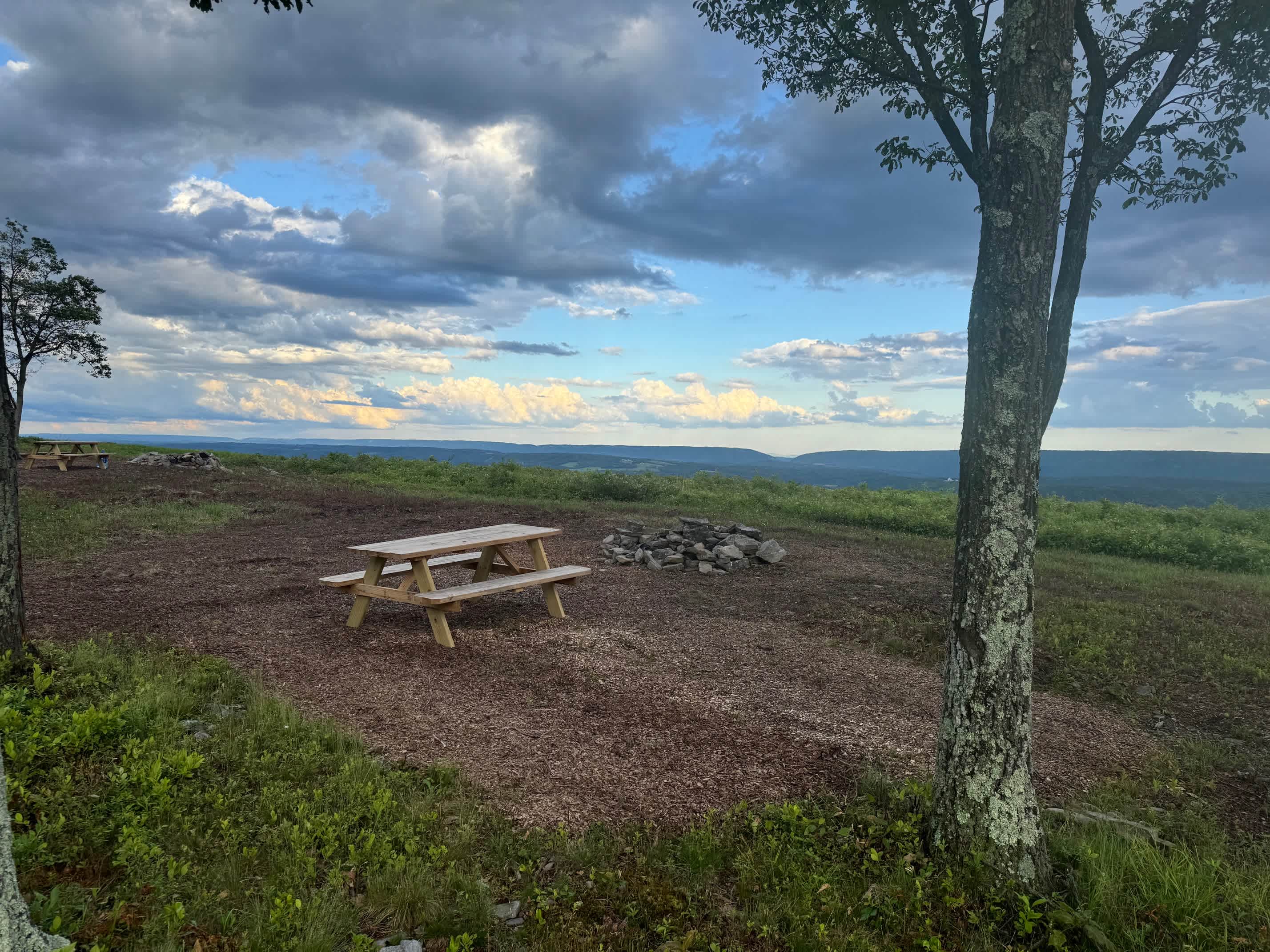 100 Mile View Camping