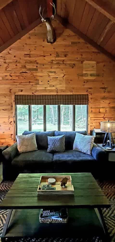 Deer Haven Secluded Cabin