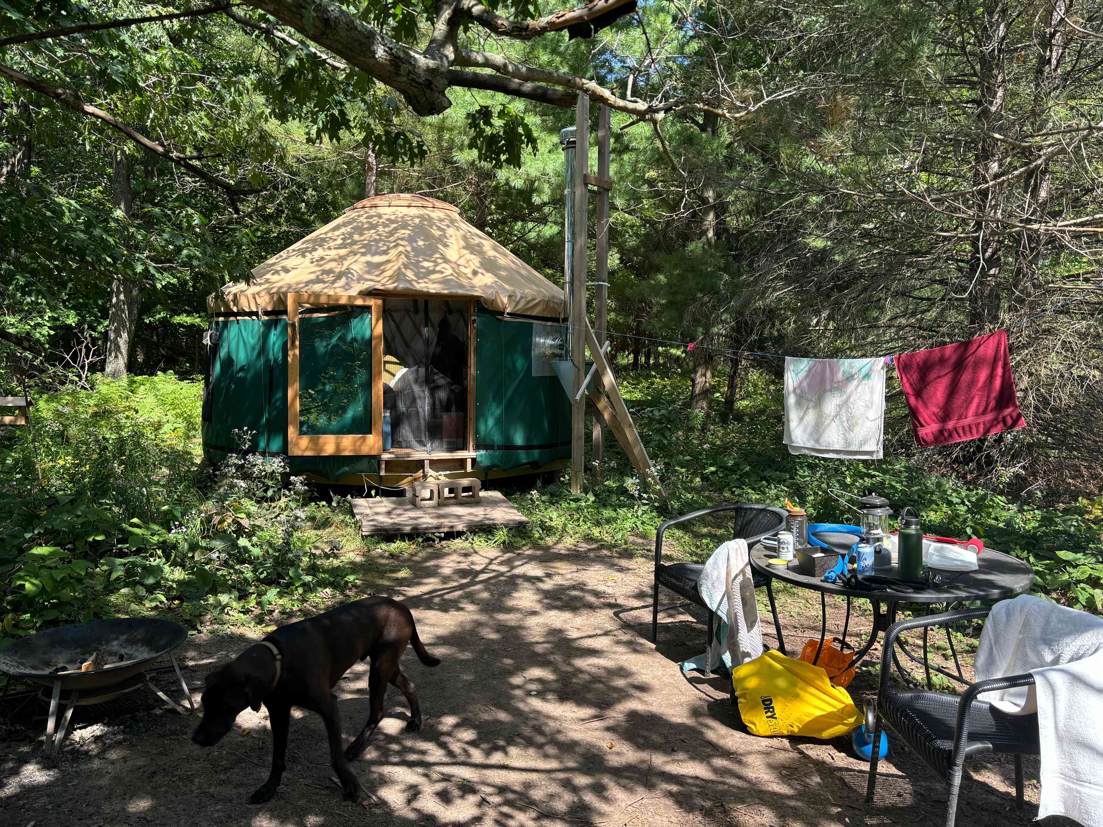 Off Grid Lakeside Yurt