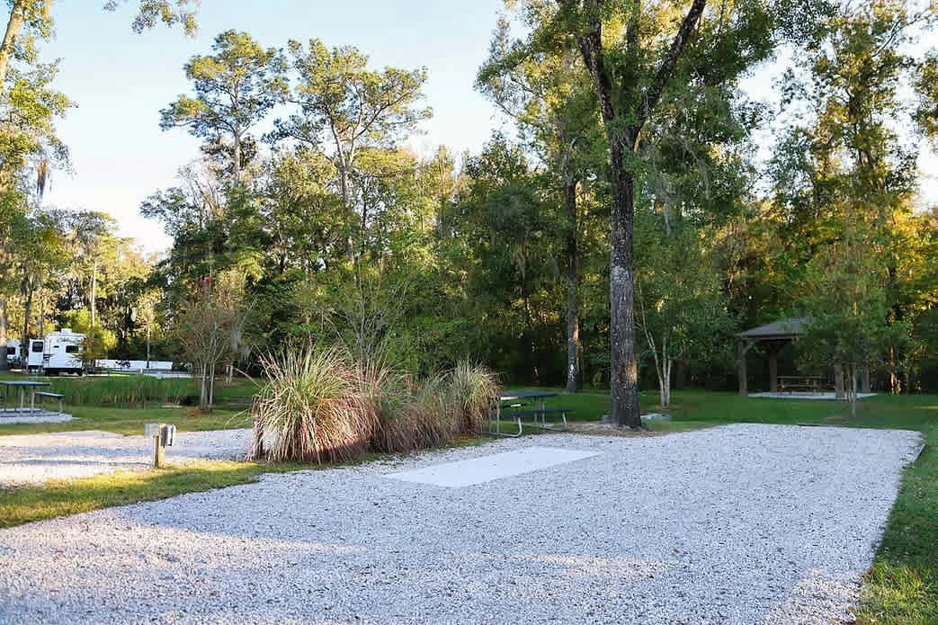 Sunny Oaks RV Park