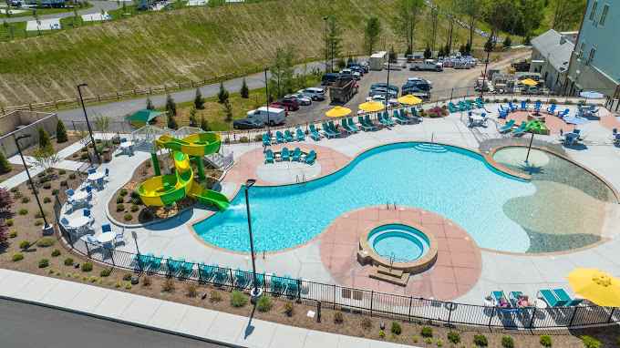 Camp Margaritaville RV Resort & Lodge - Pigeon Forge