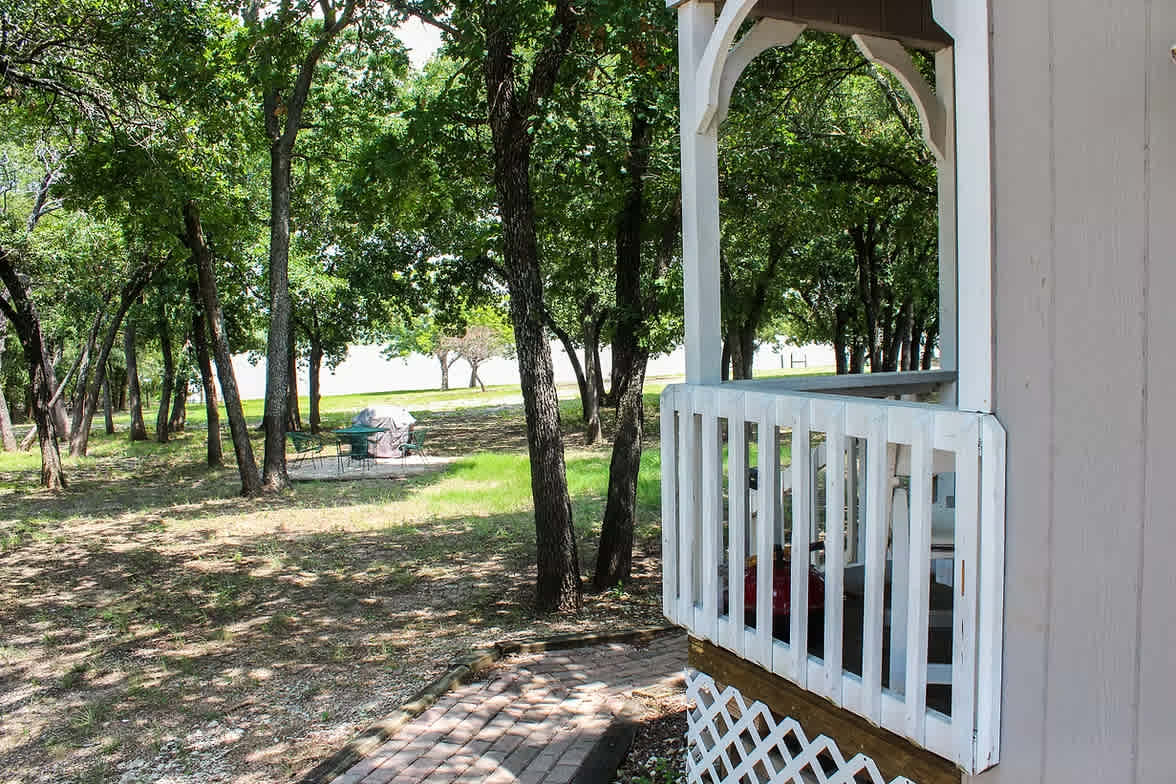 Waterfront Hideaway Ranch