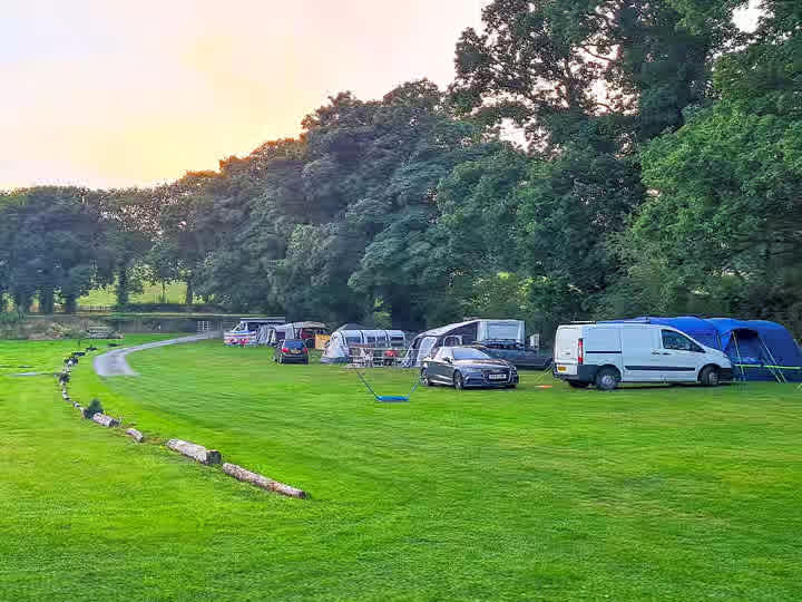 Lampeter Caravan and Camping