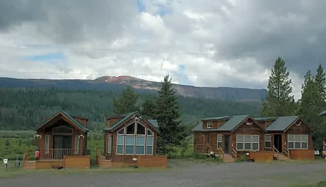 Yellowstone Valley Inn & RV Park
