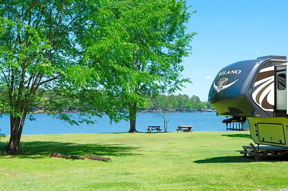 Kel's Kove Cabins & RV Park