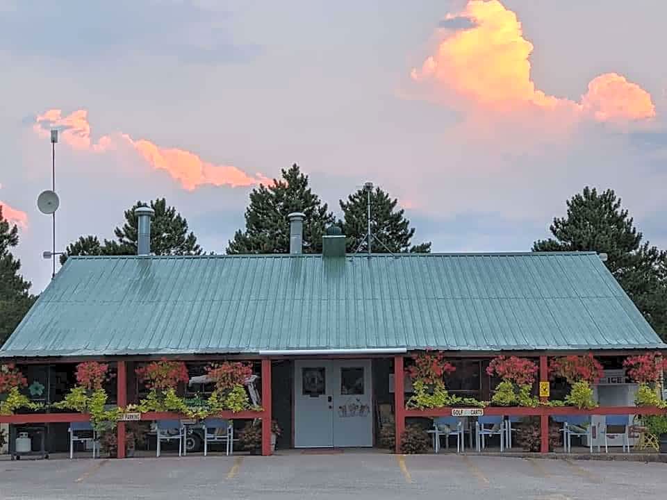 Country Roads Motorhome & RV Park