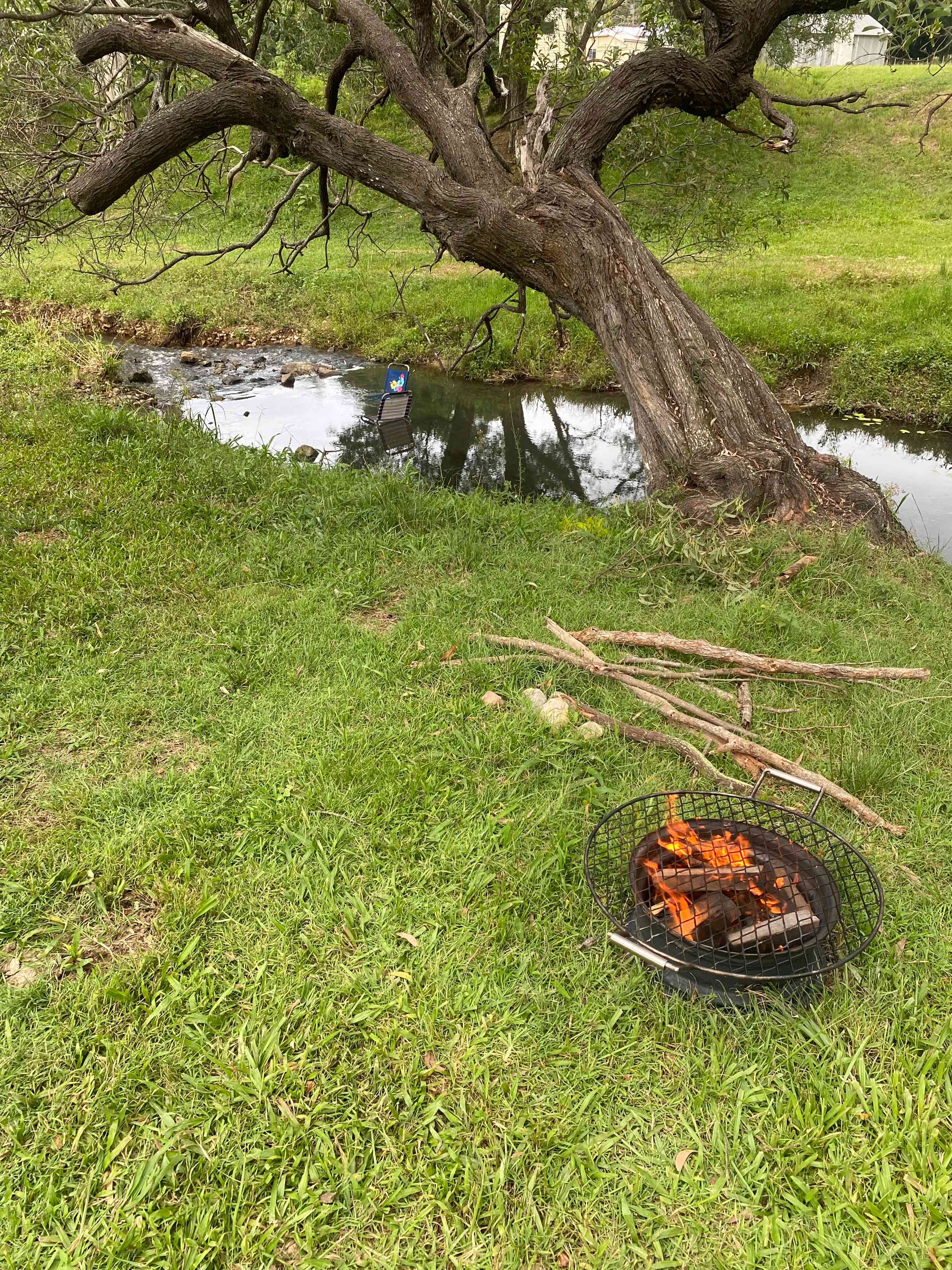 BBQ Fire pits available 