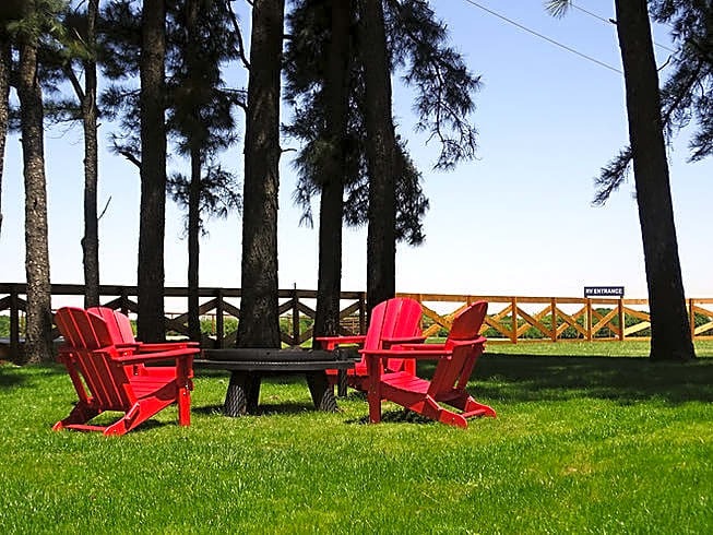 Country Pines RV Park