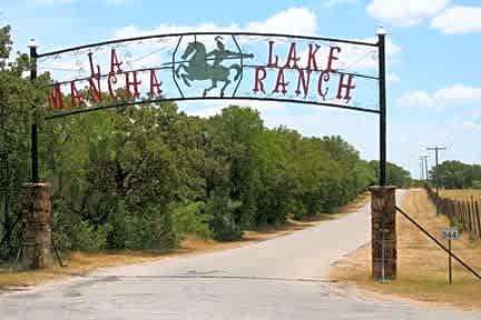 La Mancha Lake Ranch