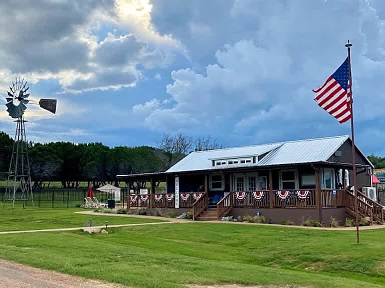 Dinosaur Valley RV Park