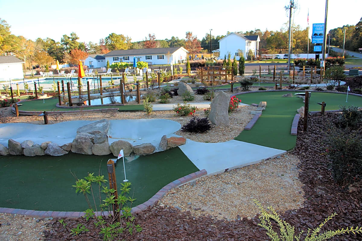 Raleigh Oaks RV Resort & Cottages