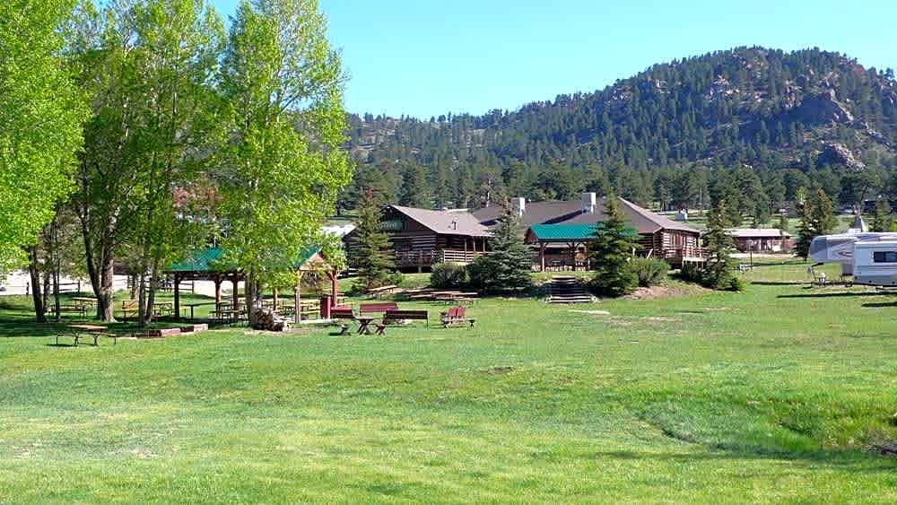 Elk Meadows Lodge & RV Resort
