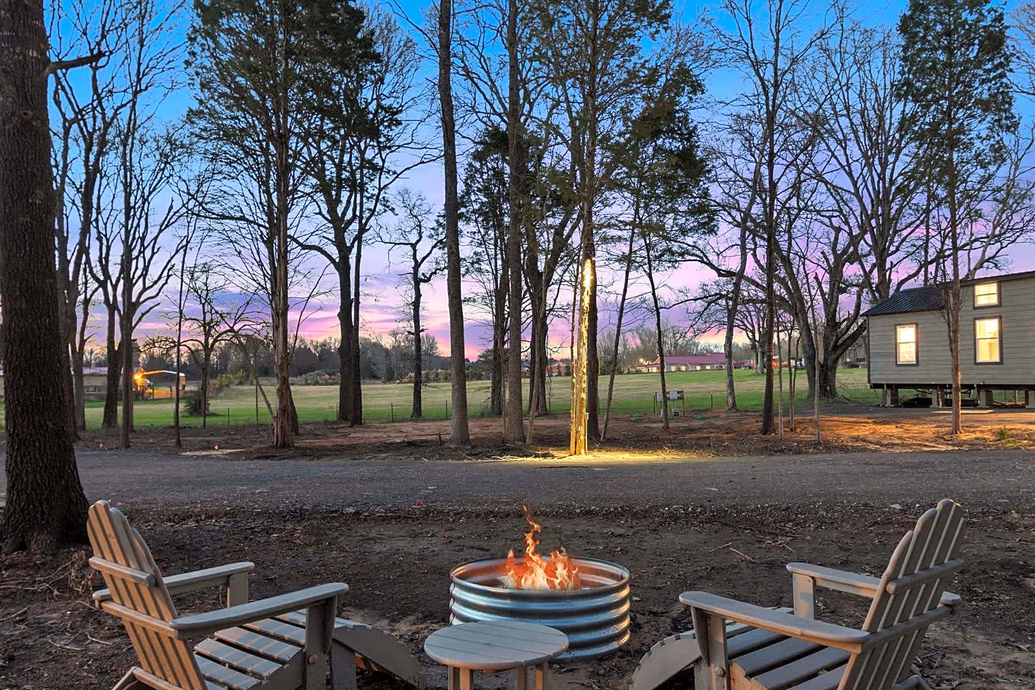Los Pines Tiny Home & RV Park