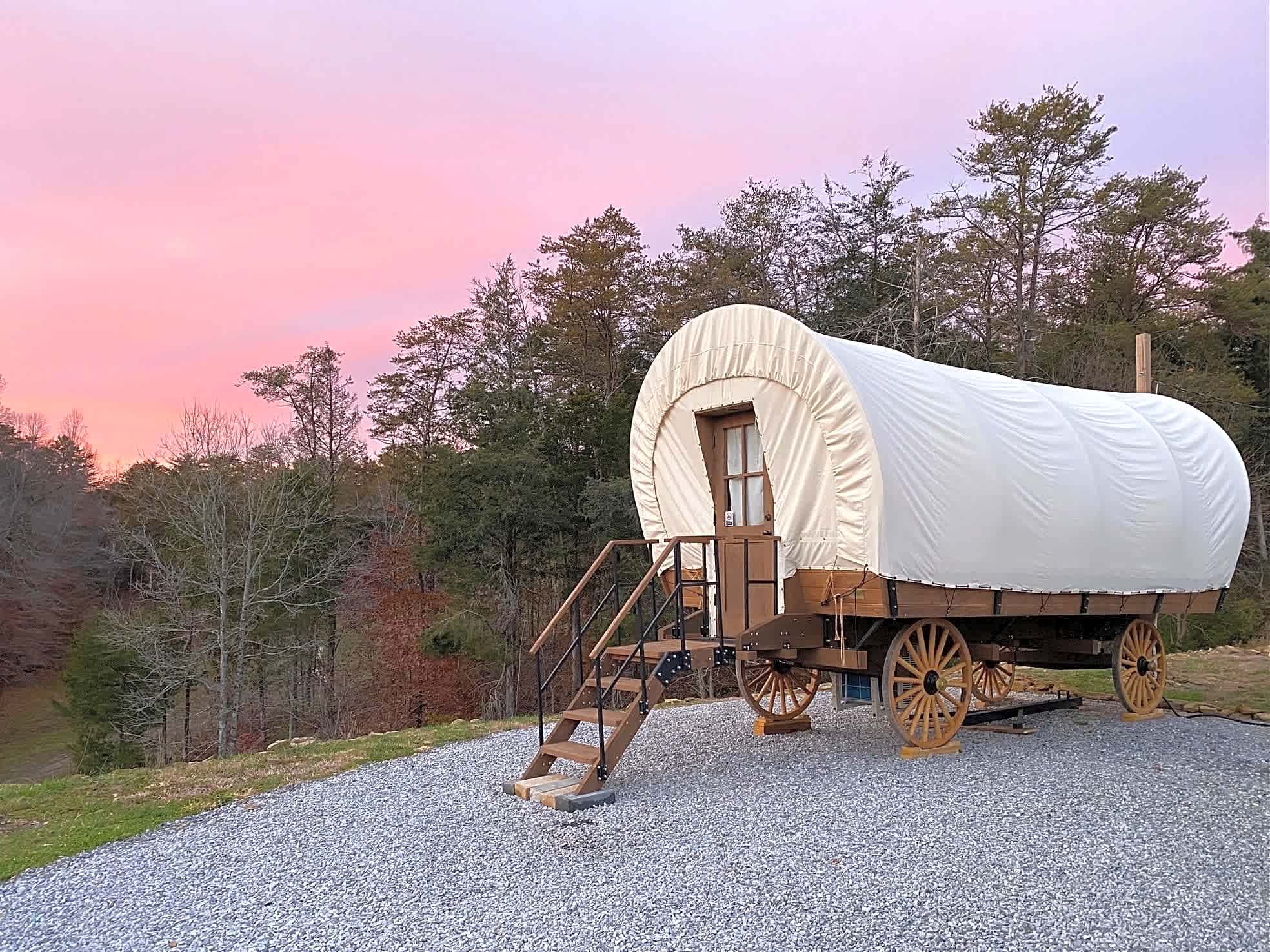 Smoky Hollow Outdoor Resort