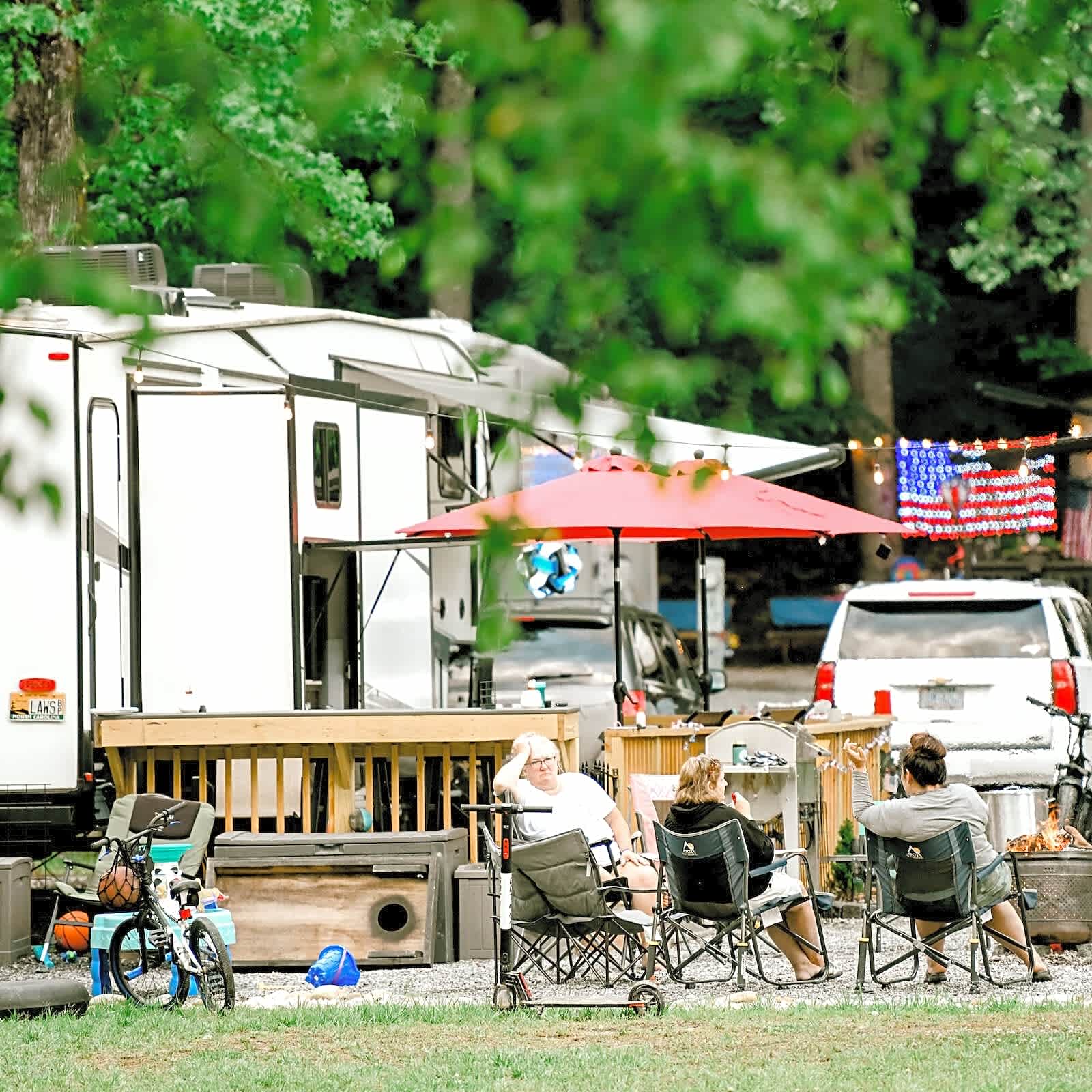 Steele Creek Park and Family Campground