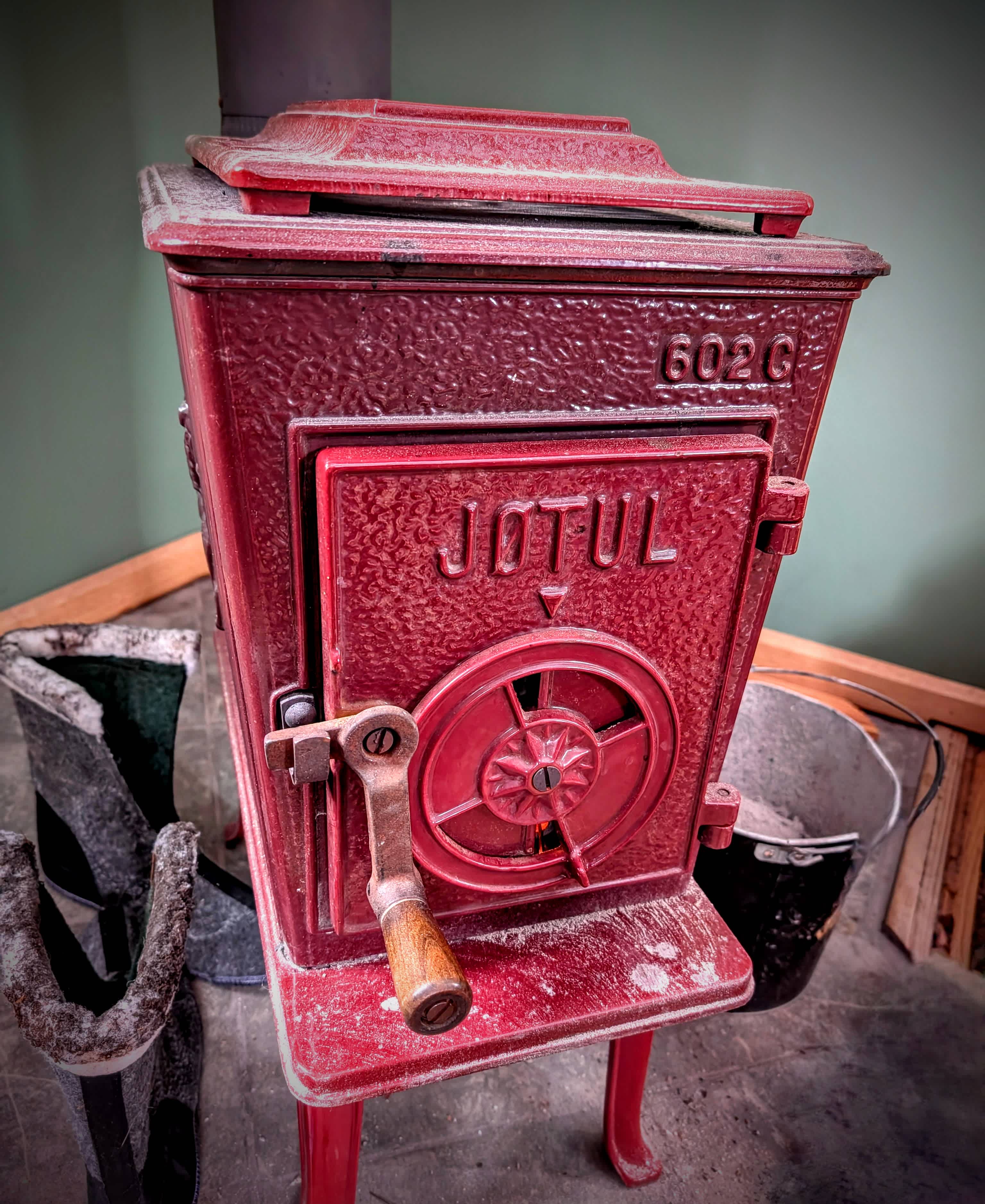 Jøtul, over 150 years of Scandinavian stove expertise.