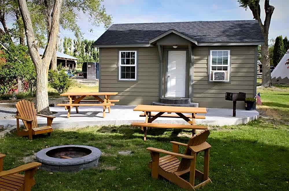Cottage Cabin