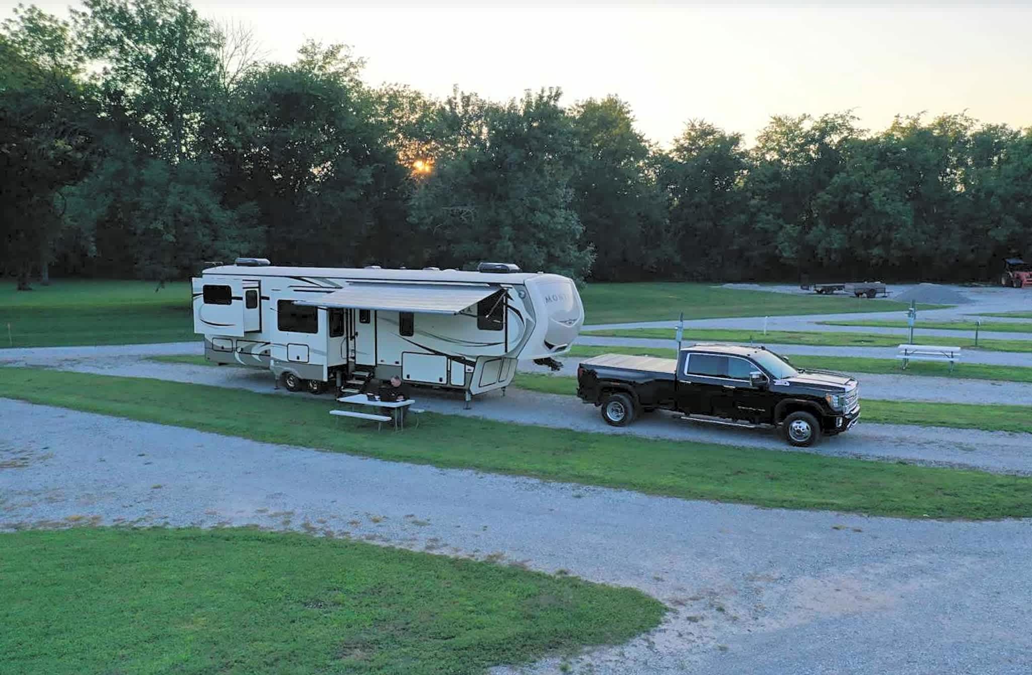 Premium RV Pull-Through Site