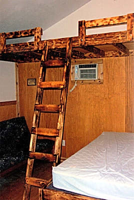 Dogwood Treehouse