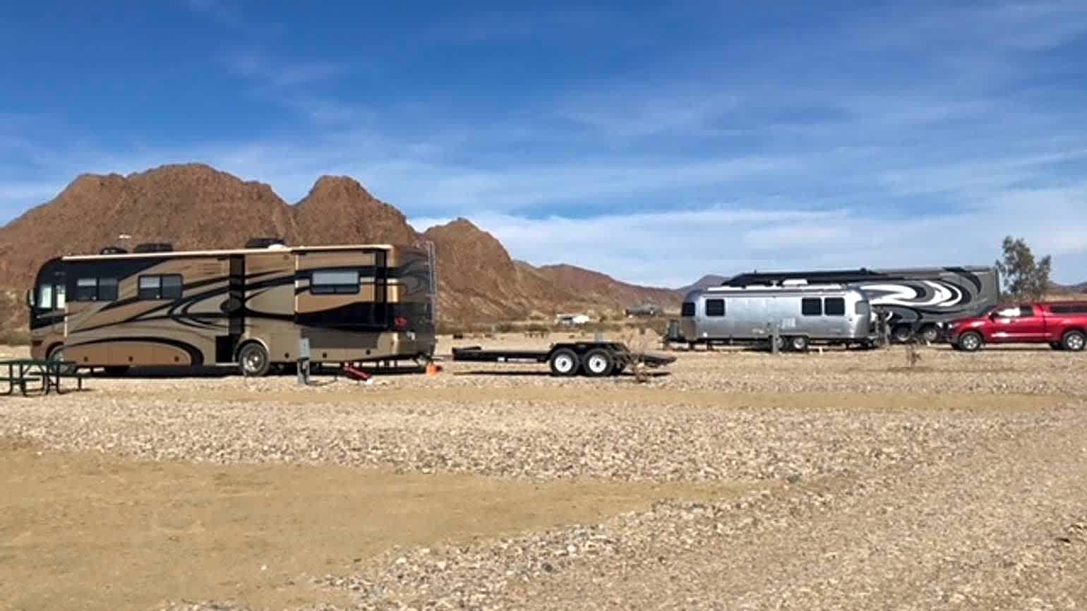 Standard Pull Through RV Site (Full-Hookups)