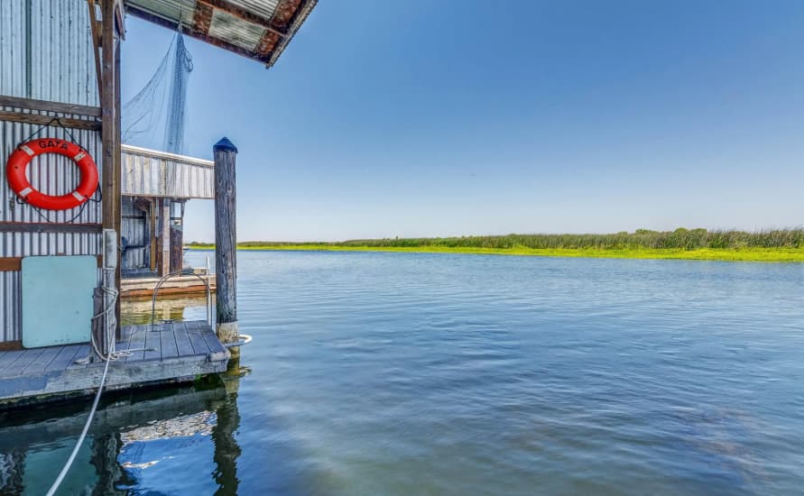 Sandmound Oakley Delta Waterfront
