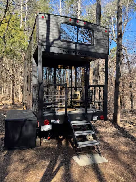 Tiny Barnside Escape